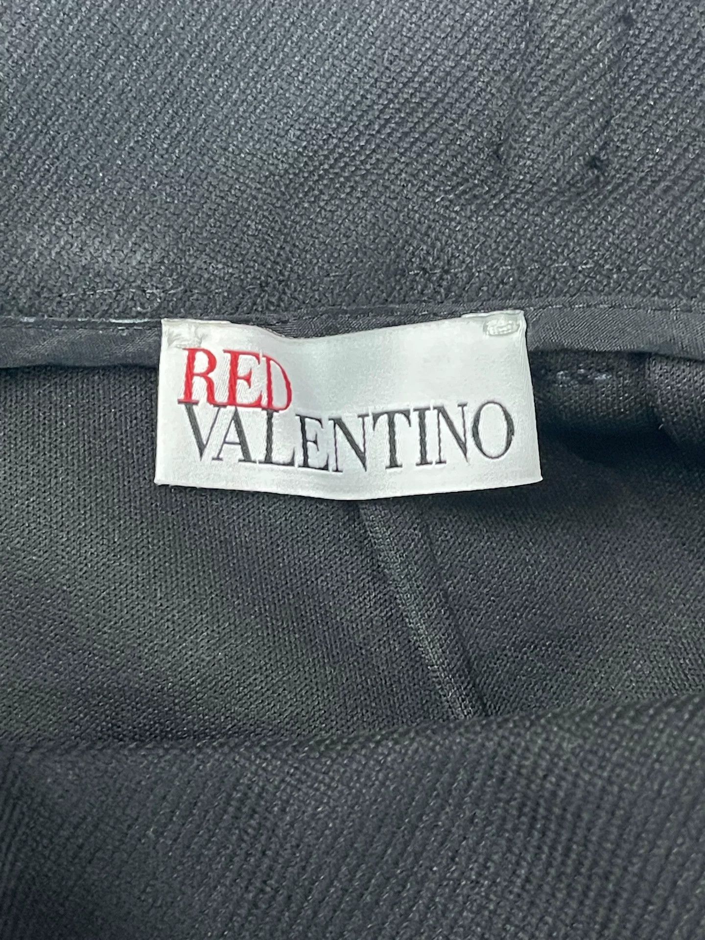 RED Valentino Red Valentino Black Belted Shorts Size 40 Size 27" / US 4 / IT 40 - 7 Thumbnail