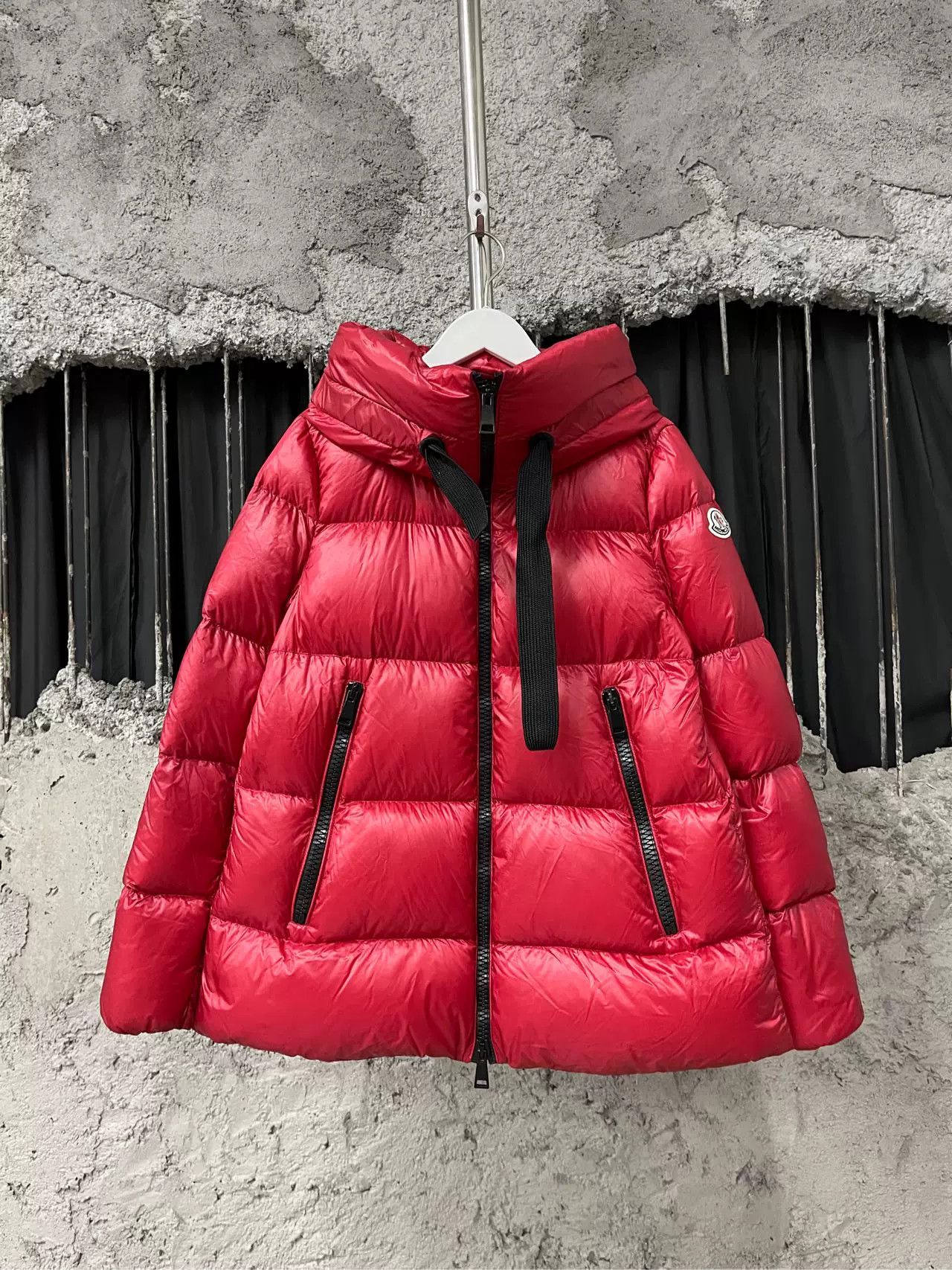 Moncler Moncler Red Puffer Down Jacket Size 0 Size US XS / EU 42 / 0 - 2 Thumbnail