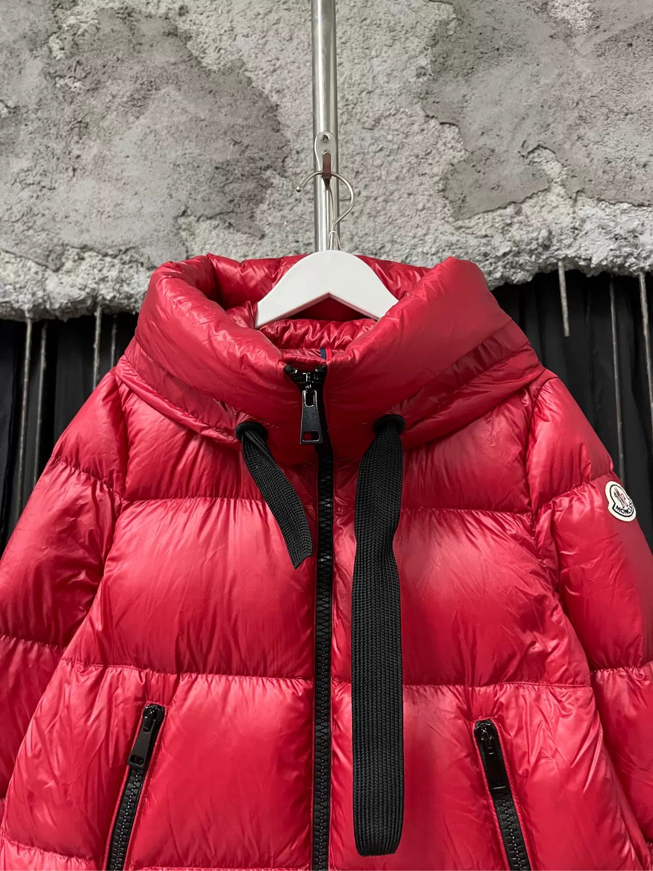 Moncler Moncler Red Puffer Down Jacket Size 0 Size US XS / EU 42 / 0 - 4 Thumbnail