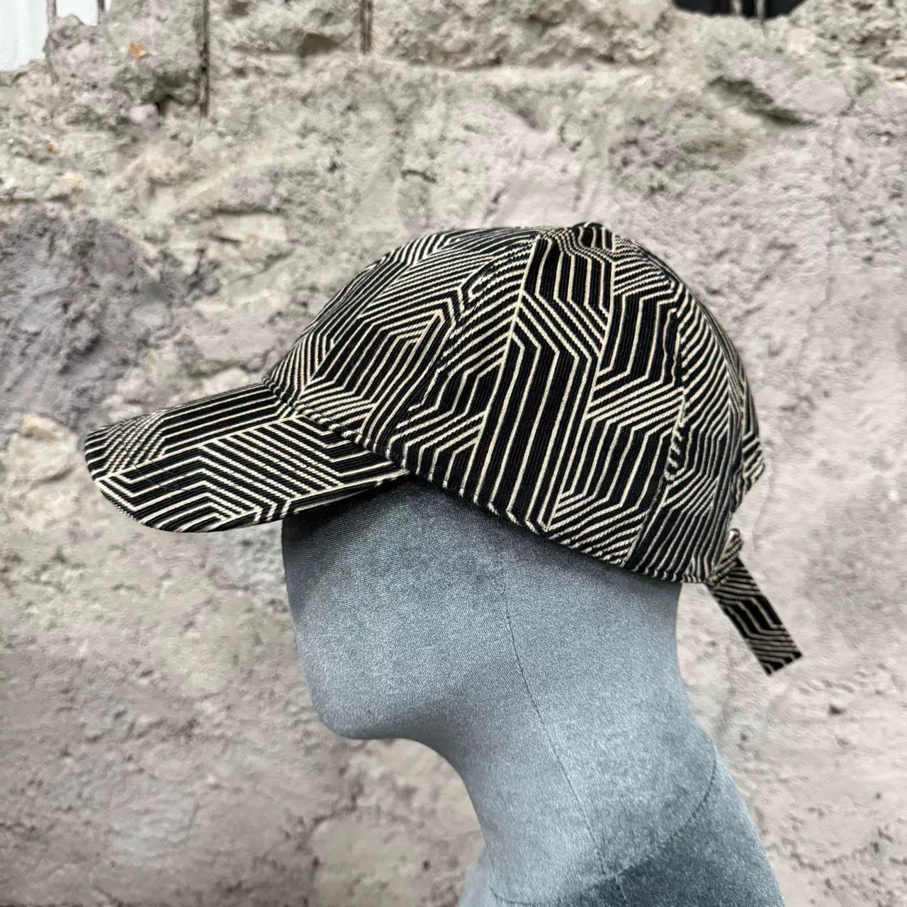 Saint Laurent Paris Saint Laurent Geometric Print Baseball Cap Size ONE SIZE - 3 Thumbnail