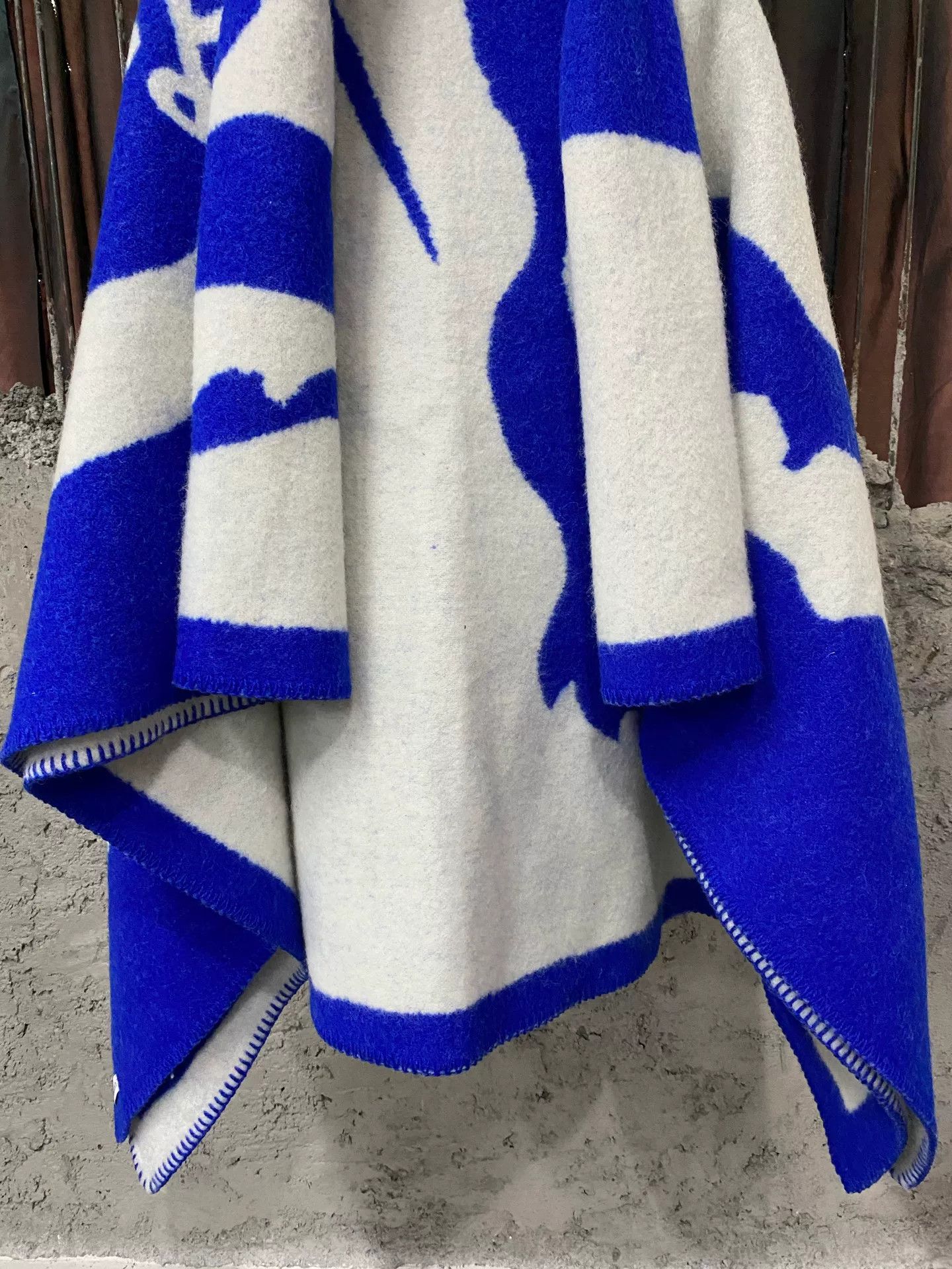 Burberry Burberry Wool Logo Blanket One Size Size ONE SIZE - 6 Thumbnail