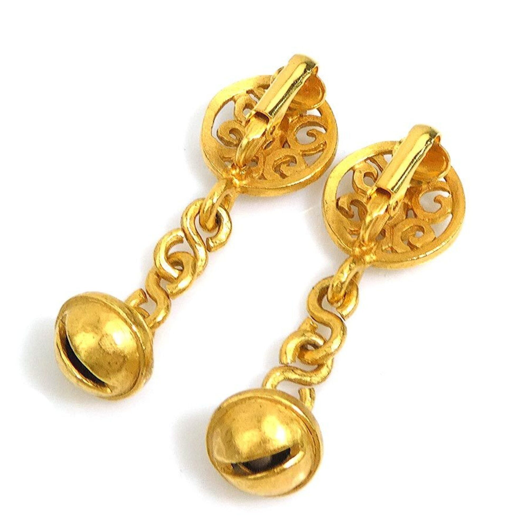 Chanel Chanel earrings, Coco Mark design, metal, gold, women's, e61892c Size ONE SIZE - 5 Thumbnail