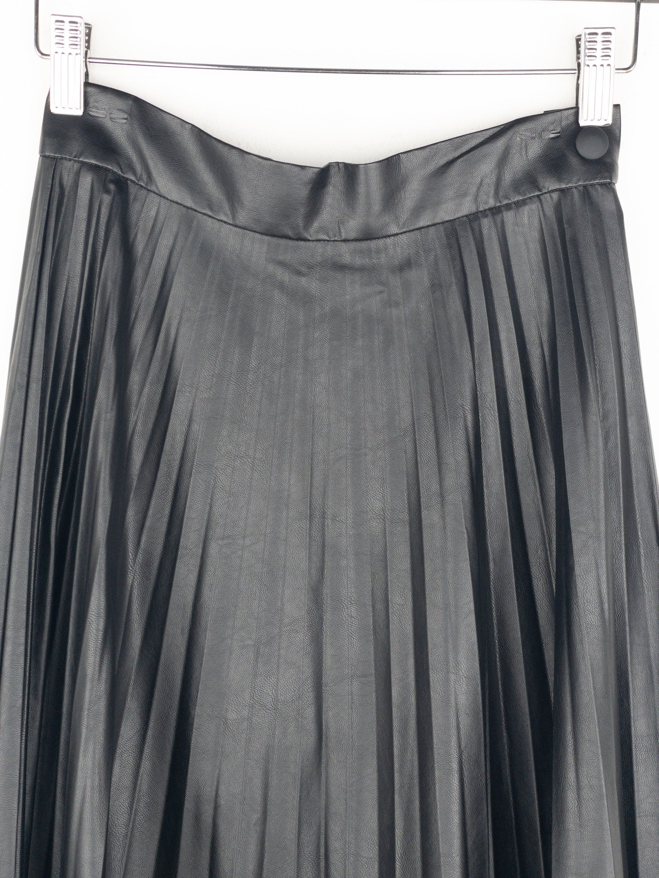 Maison Margiela MM6 Pleated Faux Leather Maxi Skirt Size 26" / US 2 / IT 38 - 3 Thumbnail