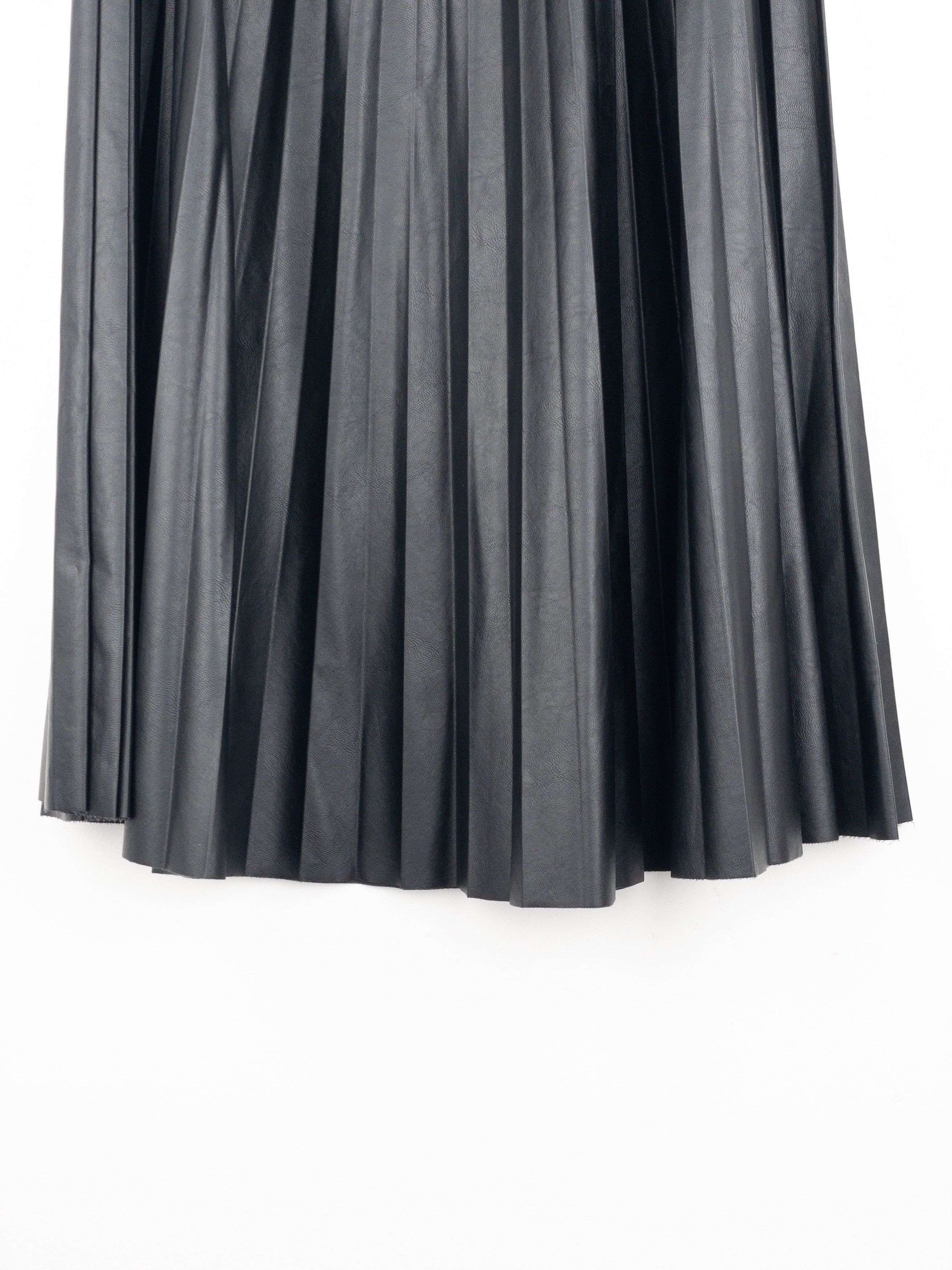 Maison Margiela MM6 Pleated Faux Leather Maxi Skirt Size 26" / US 2 / IT 38 - 4 Thumbnail