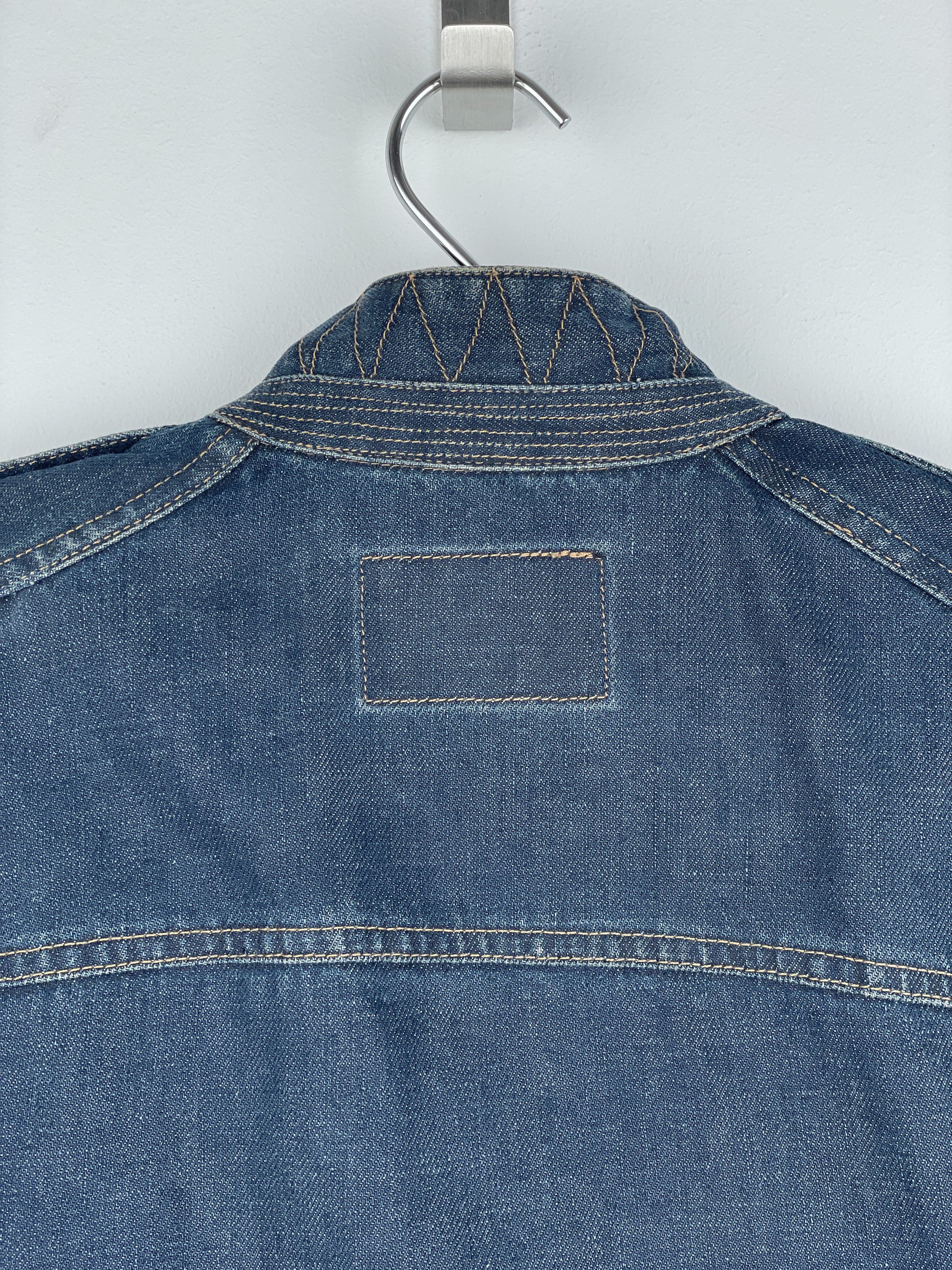Gucci by Tom Ford SS02 Epaulettes Dark Denim Trucker Jacket Size M / US 6-8 / IT 42-44 - 9 Thumbnail