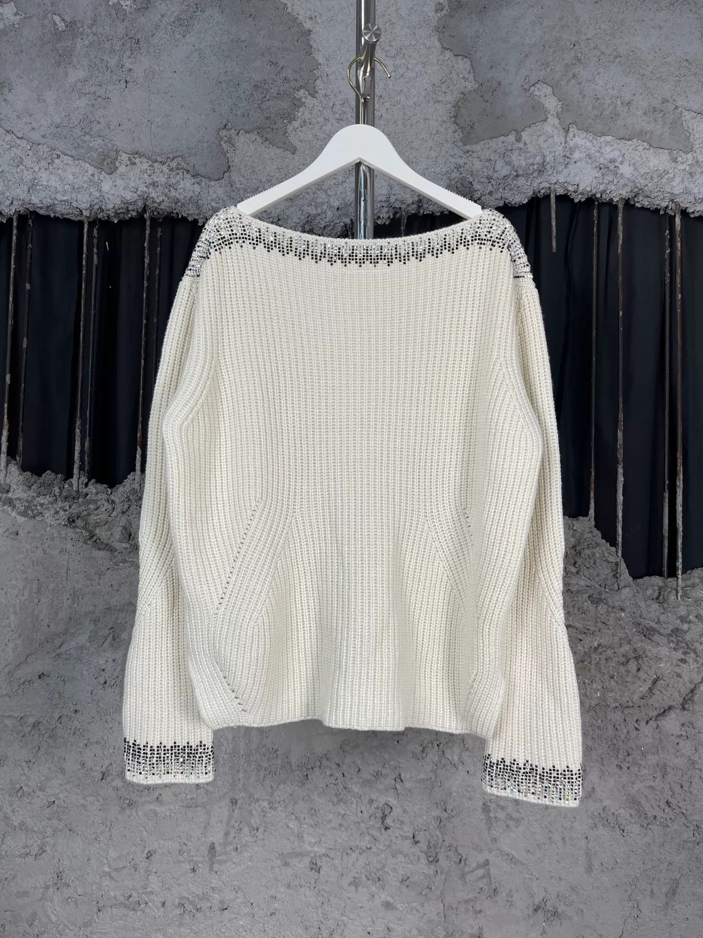 Ermanno Scervino Ermanno Scervino Crystal Embellished Sweater Size 40 Size S / US 4 / IT 40 - 3 Thumbnail