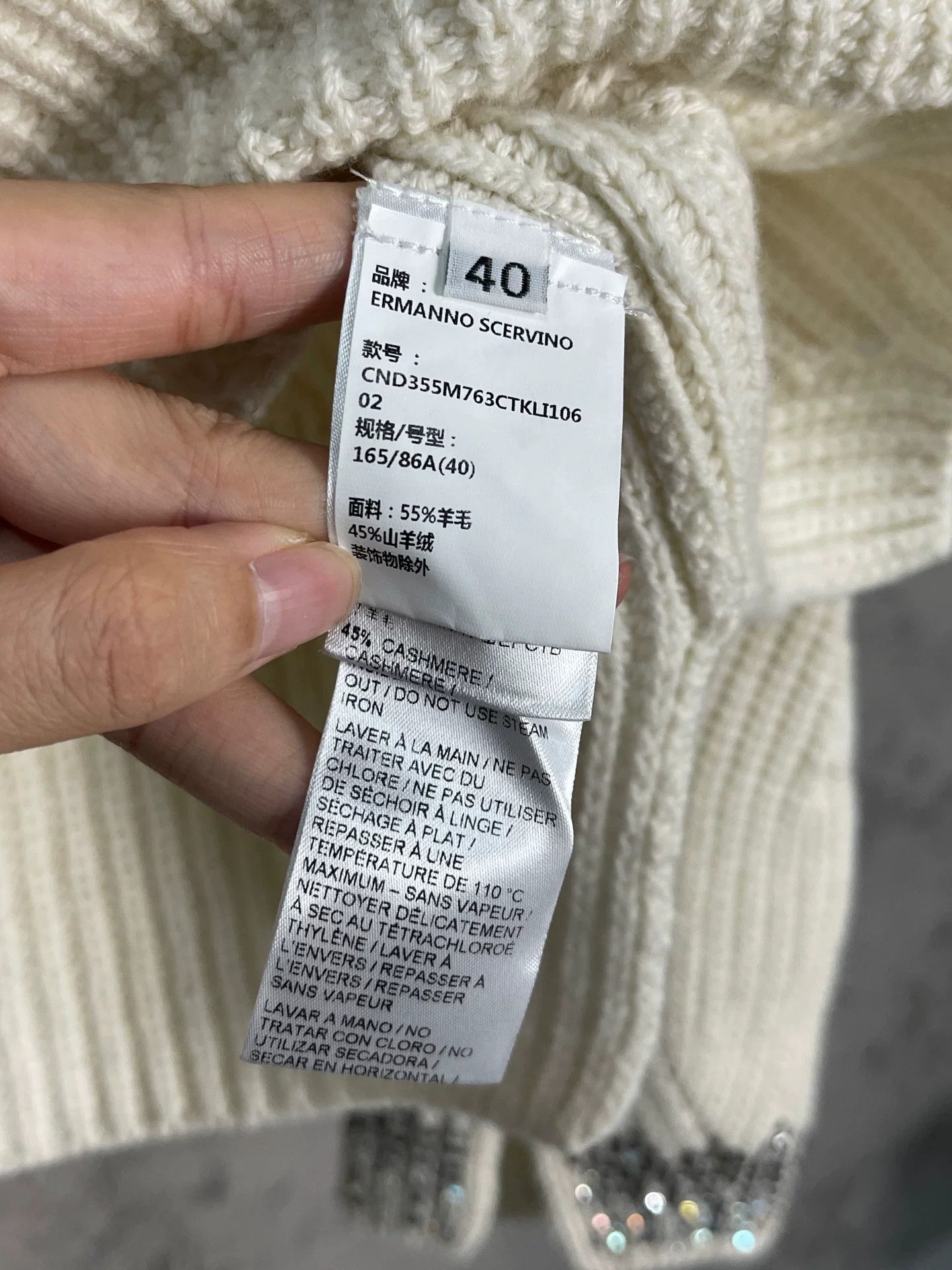 Ermanno Scervino Ermanno Scervino Crystal Embellished Sweater Size 40 Size S / US 4 / IT 40 - 9 Thumbnail
