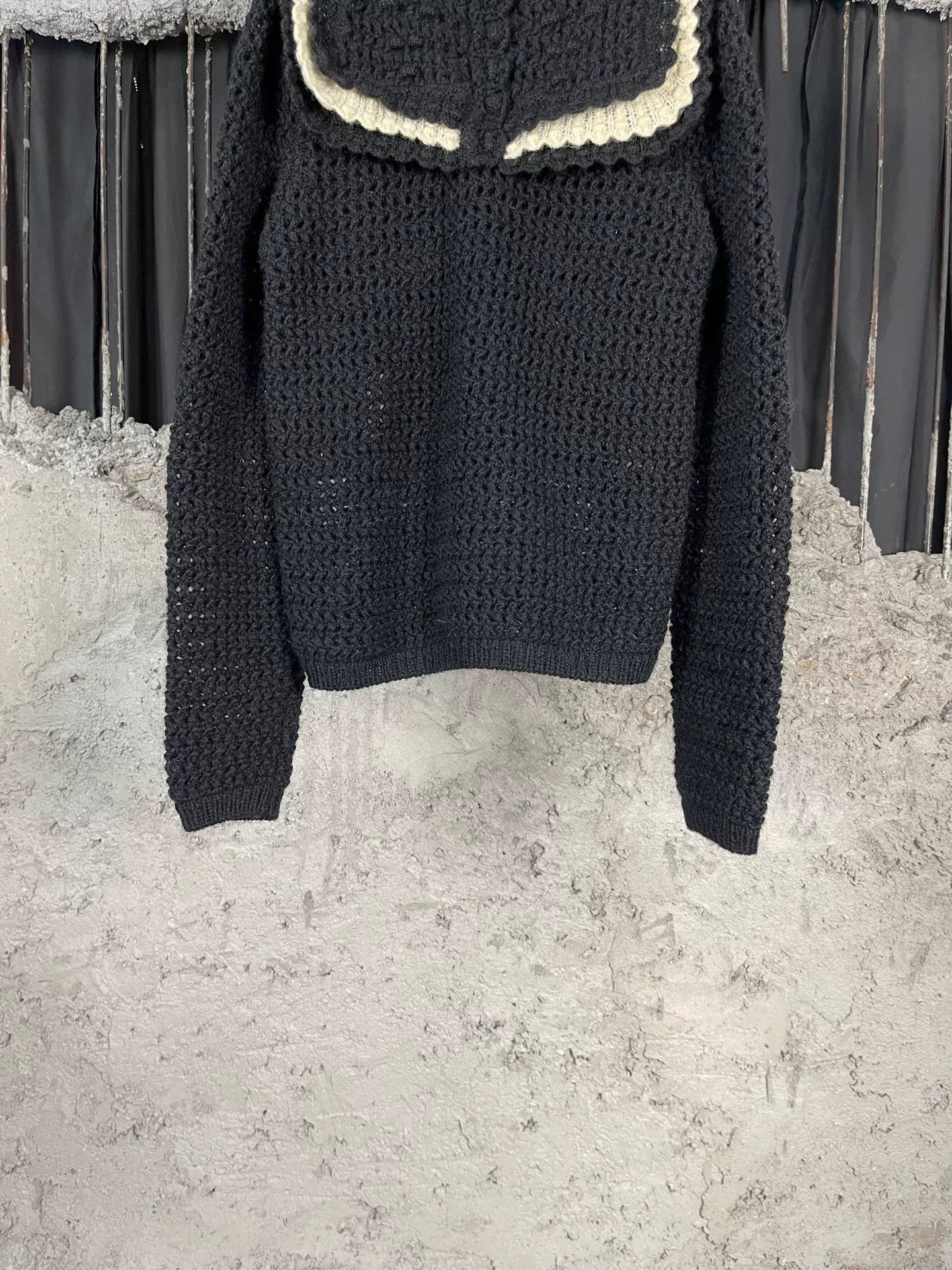 Saint Laurent Paris Saint Laurent Lace Collar Knit Sweater Size L Size L / US 10 / IT 46 - 5 Thumbnail