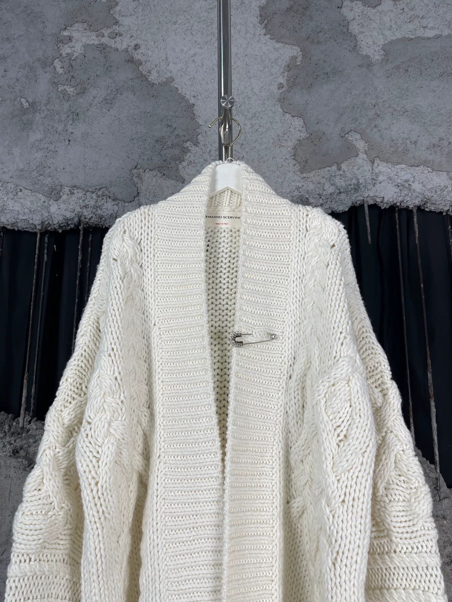 Ermanno Scervino Ermanno Scervino Rhinestone Pin Cardigan Size S Size S / US 4 / IT 40 - 4 Thumbnail
