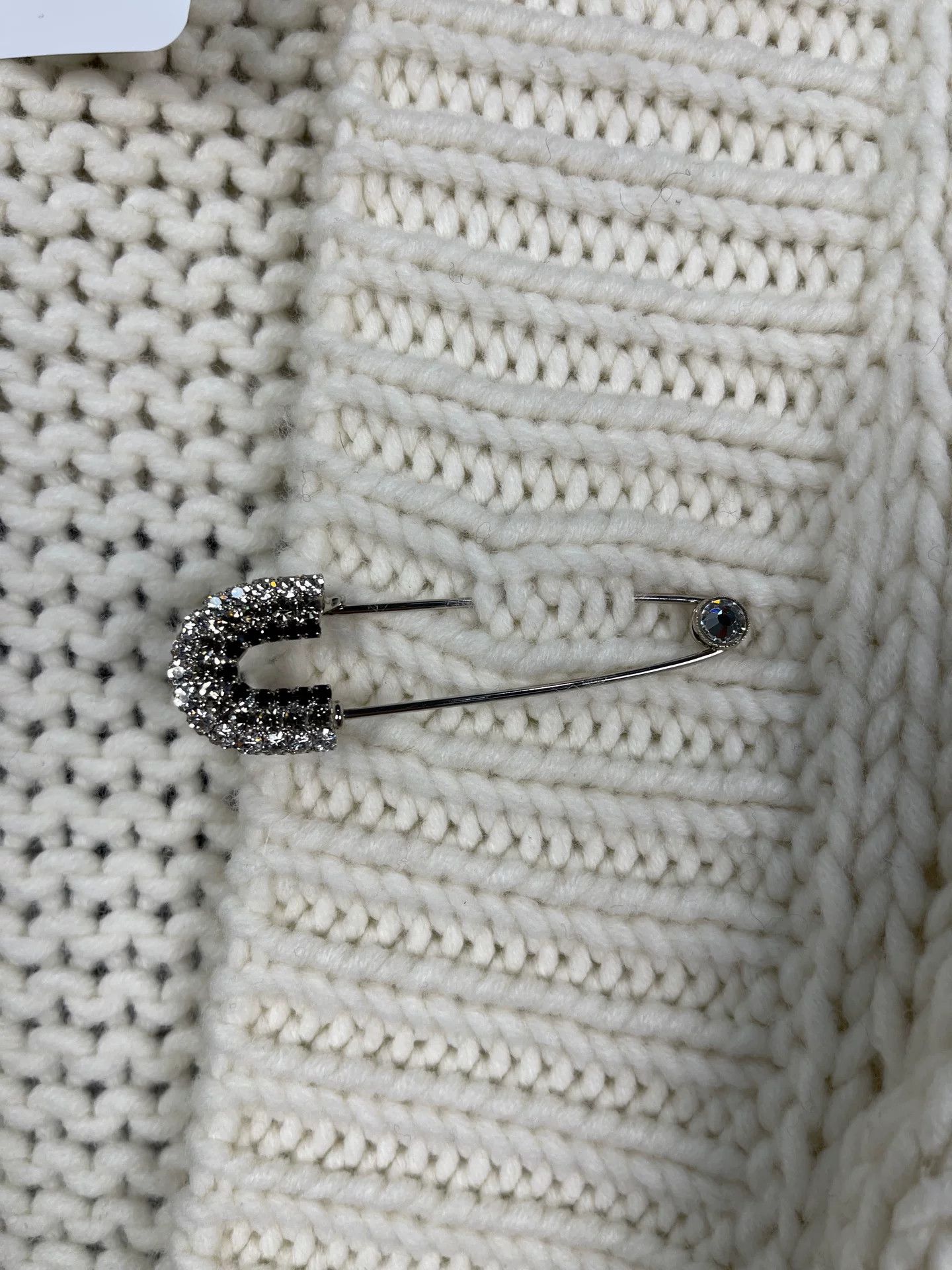 Ermanno Scervino Ermanno Scervino Rhinestone Pin Cardigan Size S Size S / US 4 / IT 40 - 6 Thumbnail