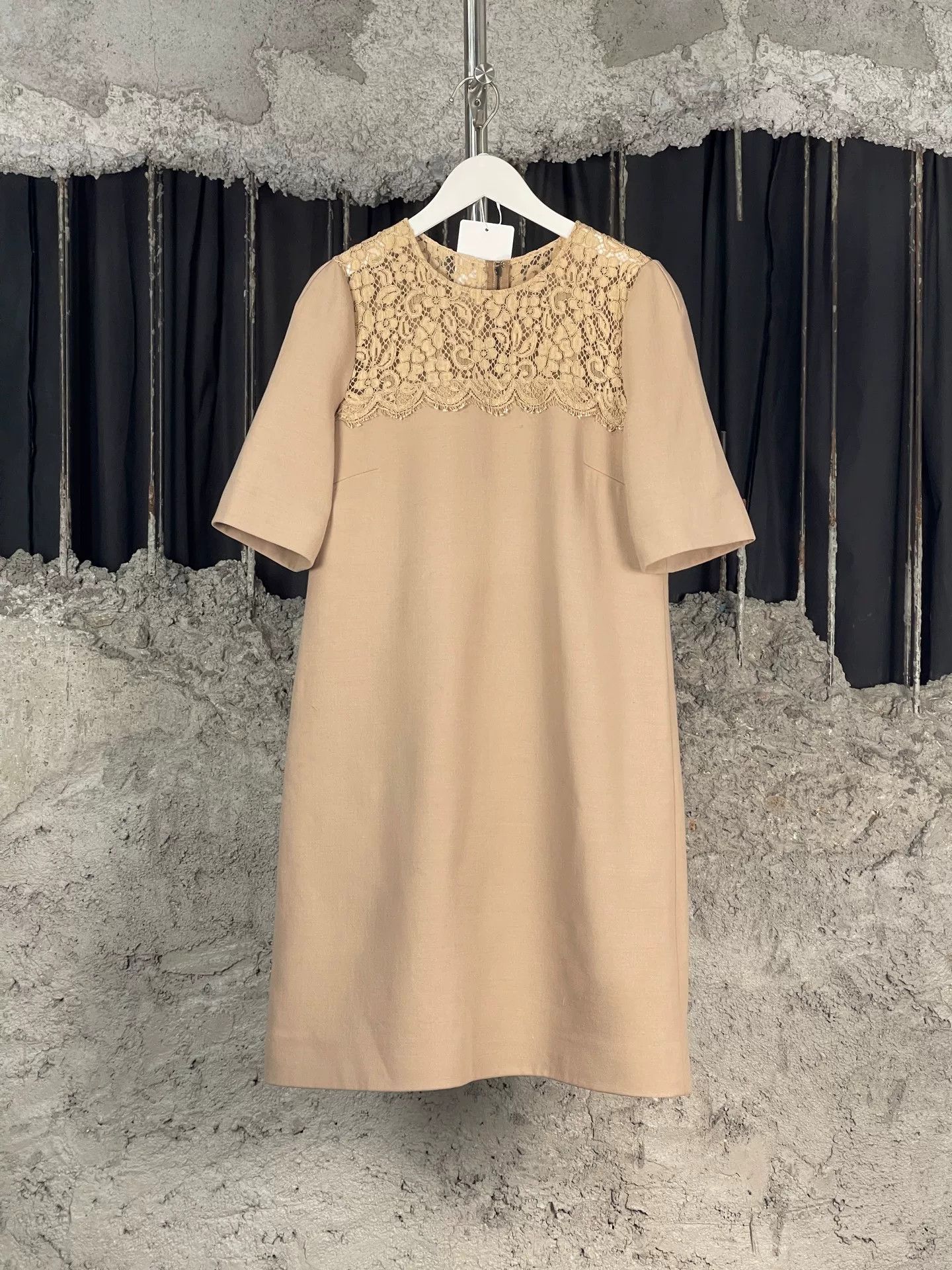 Dolce & Gabbana Dolce & Gabbana Lace Overlay Beige Dress Size 44 Size M / US 6-8 / IT 42-44 - 2 Thumbnail
