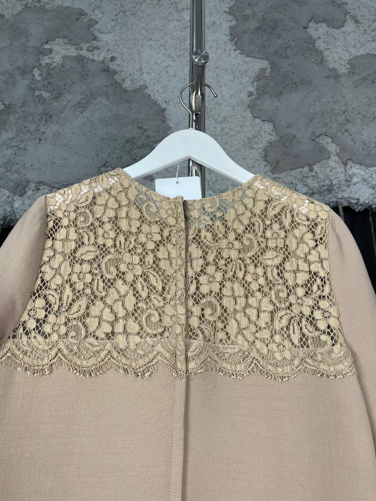 Dolce & Gabbana Dolce & Gabbana Lace Overlay Beige Dress Size 44 Size M / US 6-8 / IT 42-44 - 6 Thumbnail