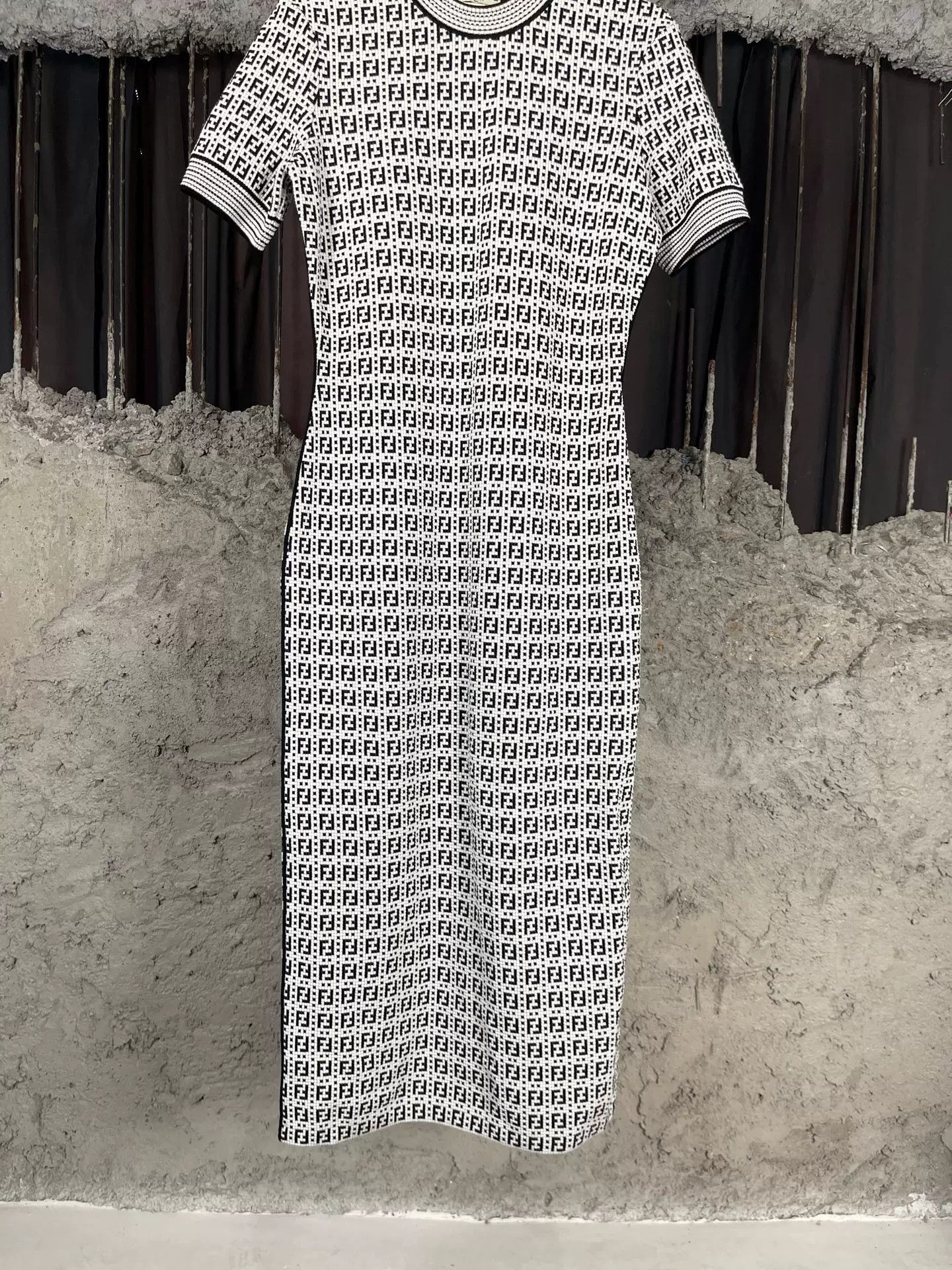 Fendi Fendi FF Monogram Knit Midi Dress IT 42 Size M / US 6-8 / IT 42-44 - 5 Thumbnail