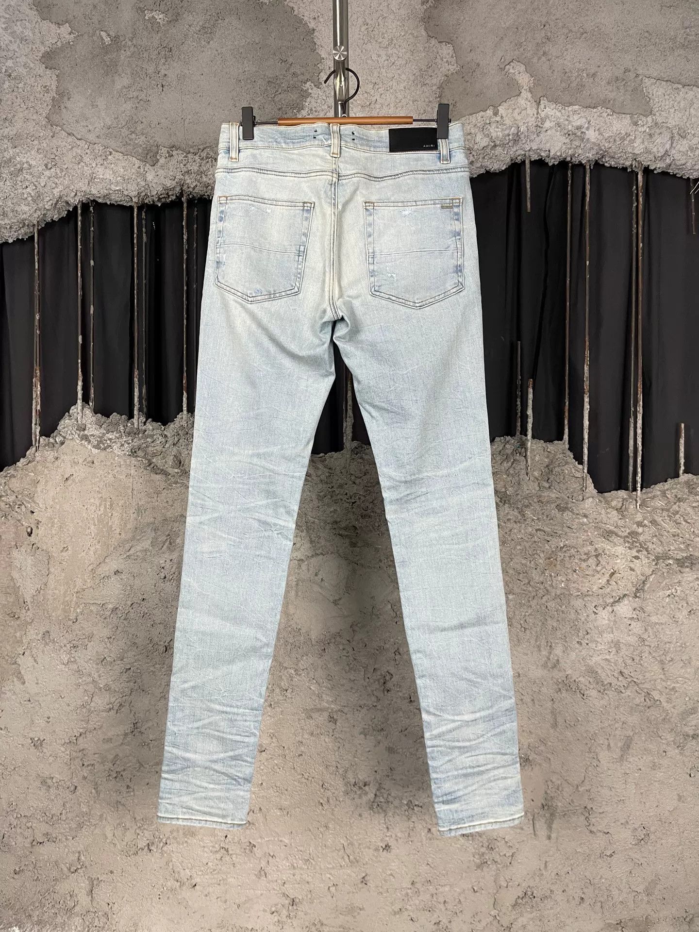 Amiri AMIRI Light Wash Jeans Size 31 Size US 31 - 3 Thumbnail