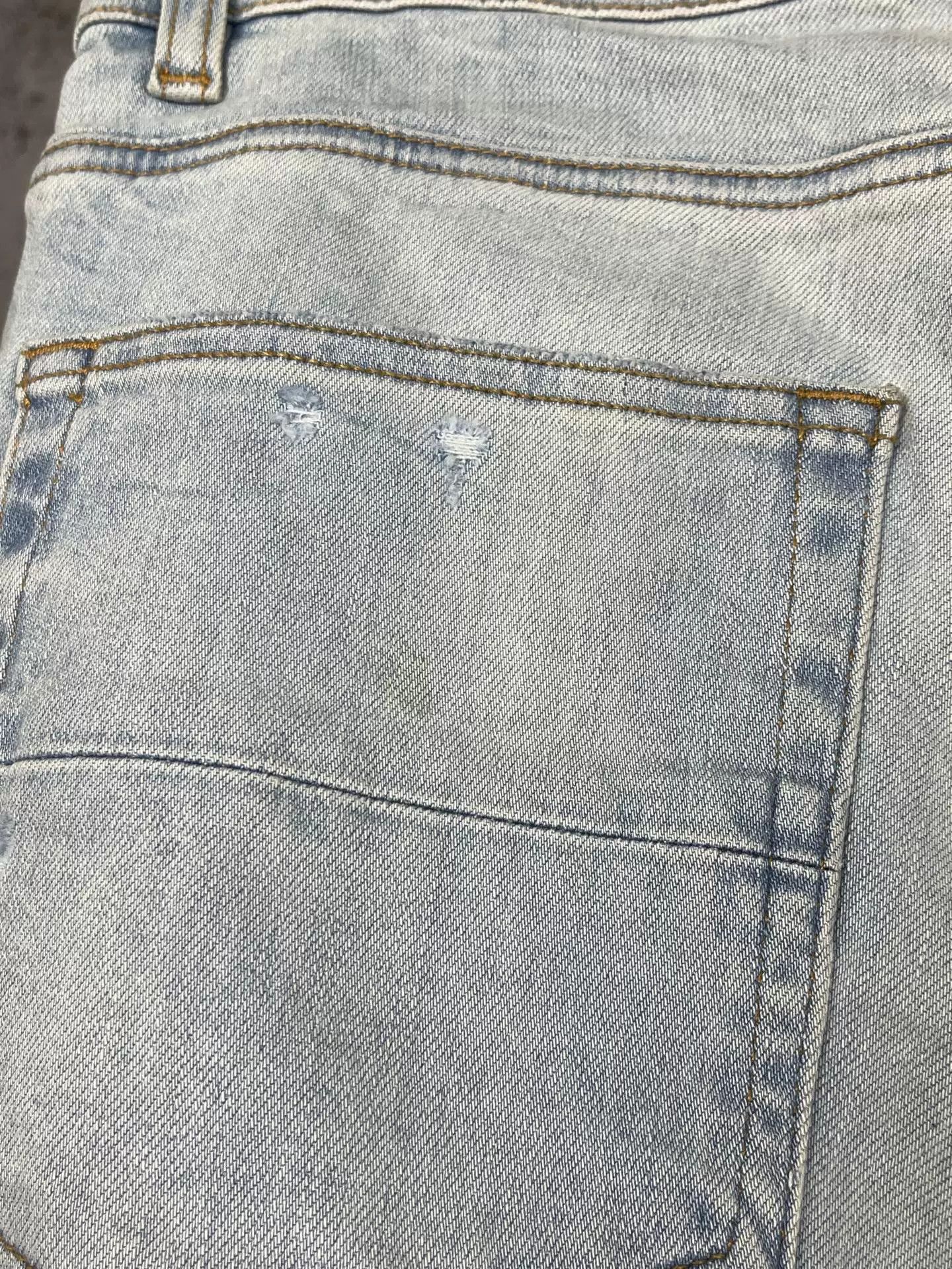 Amiri AMIRI Light Wash Jeans Size 31 Size US 31 - 7 Thumbnail
