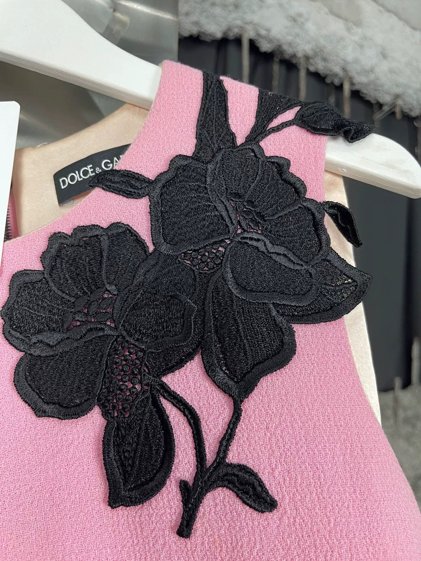 Dolce & Gabbana Dolce & Gabbana Floral Embroidered Mini Dress Size 38 Size XS / US 0-2 / IT 36-38 - 6 Thumbnail
