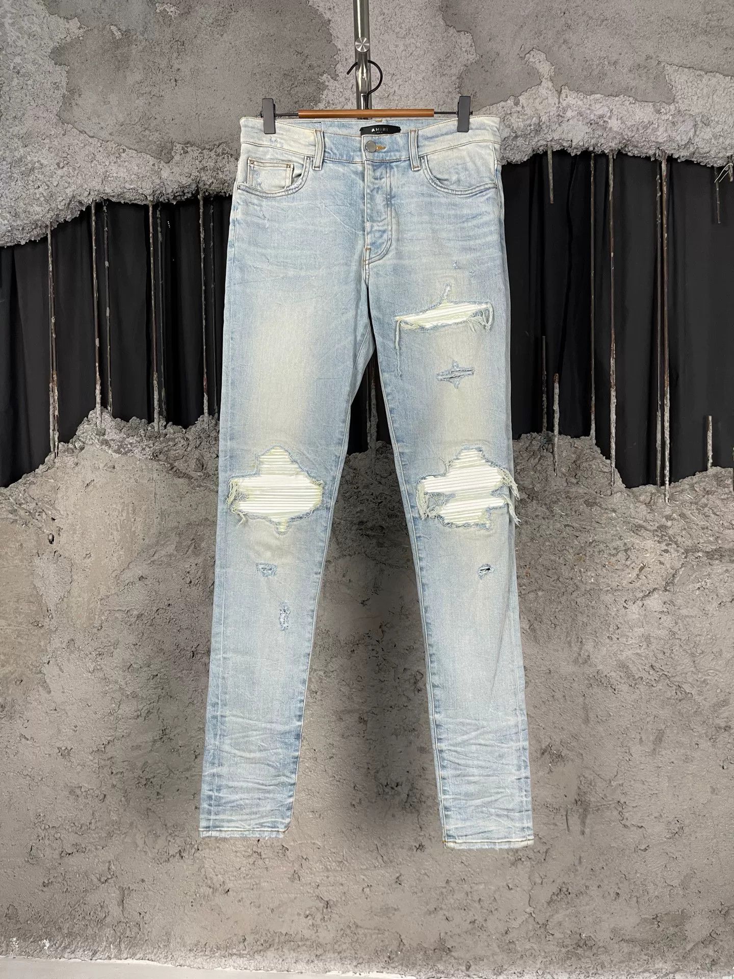 Amiri Amiri Distressed Leather Patch Jeans Size 31 Size US 31 - 2 Thumbnail
