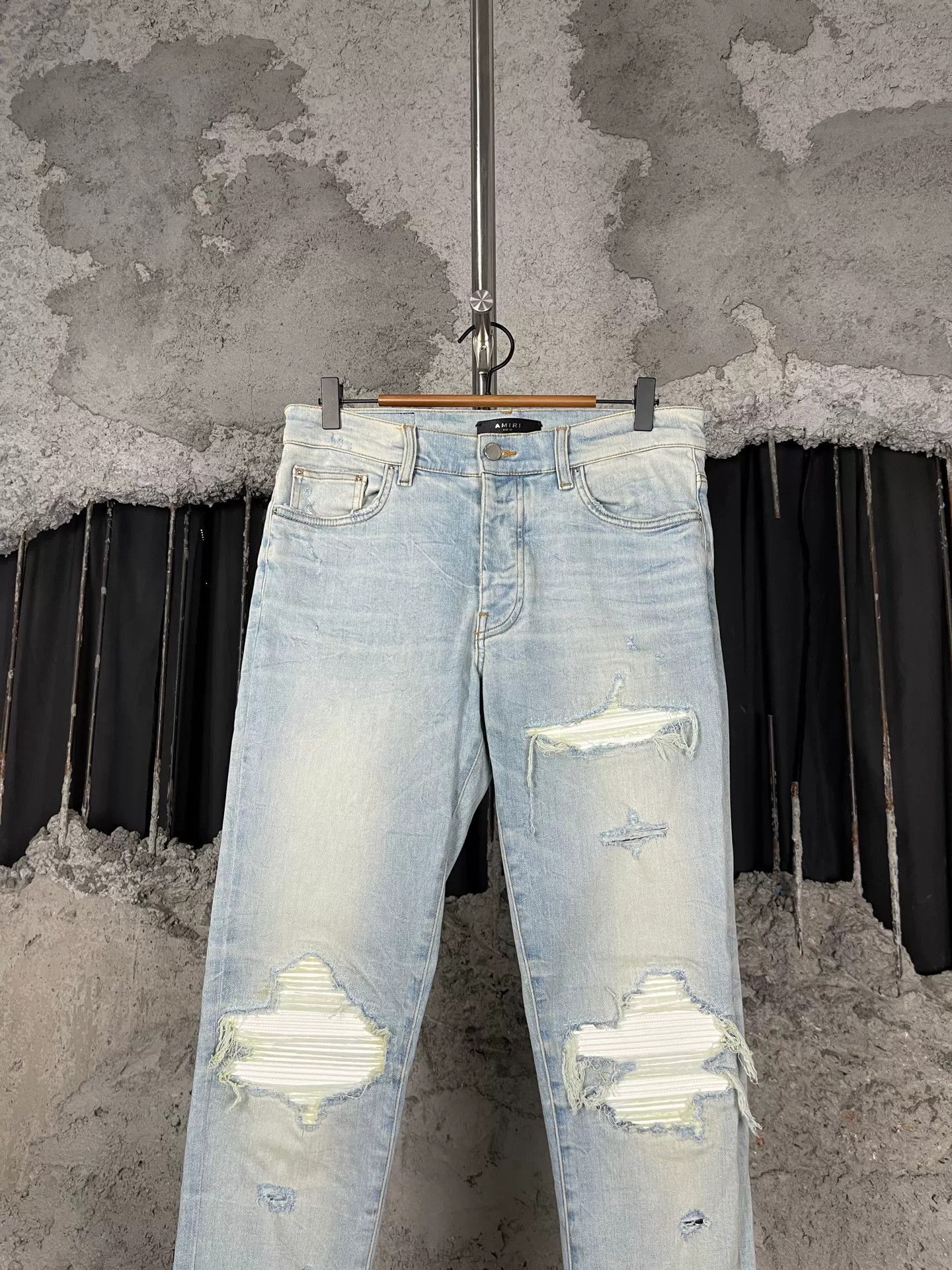 Amiri Amiri Distressed Leather Patch Jeans Size 31 Size US 31 - 4 Thumbnail