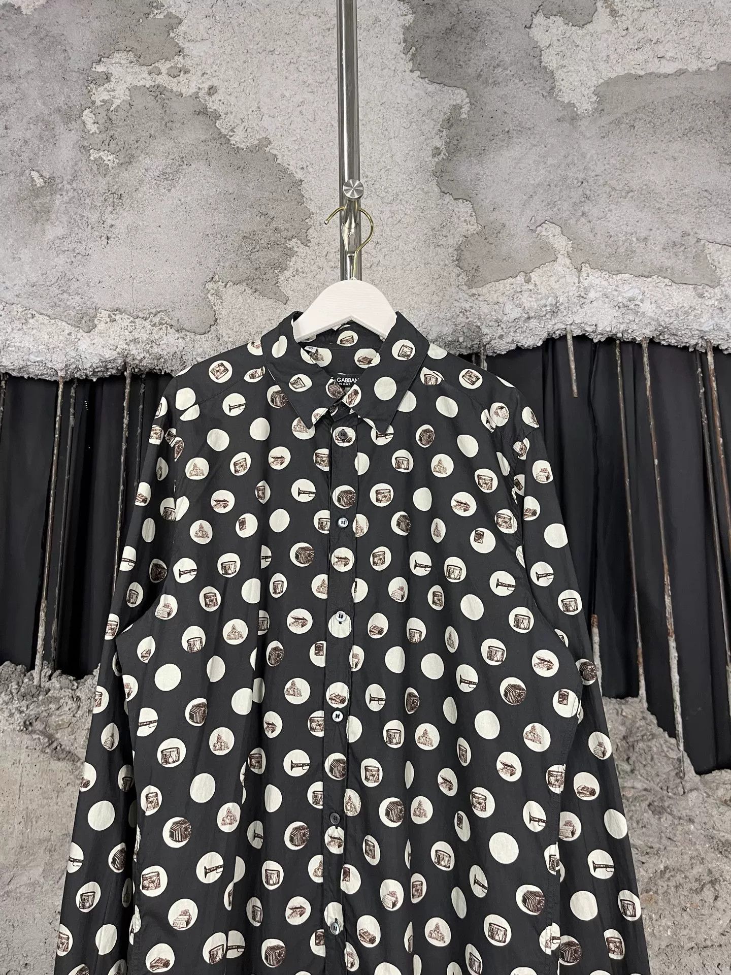 Dolce & Gabbana Dolce & Gabbana Printed Button Up Shirt Size L Size US L / EU 52-54 / 3 - 4 Thumbnail