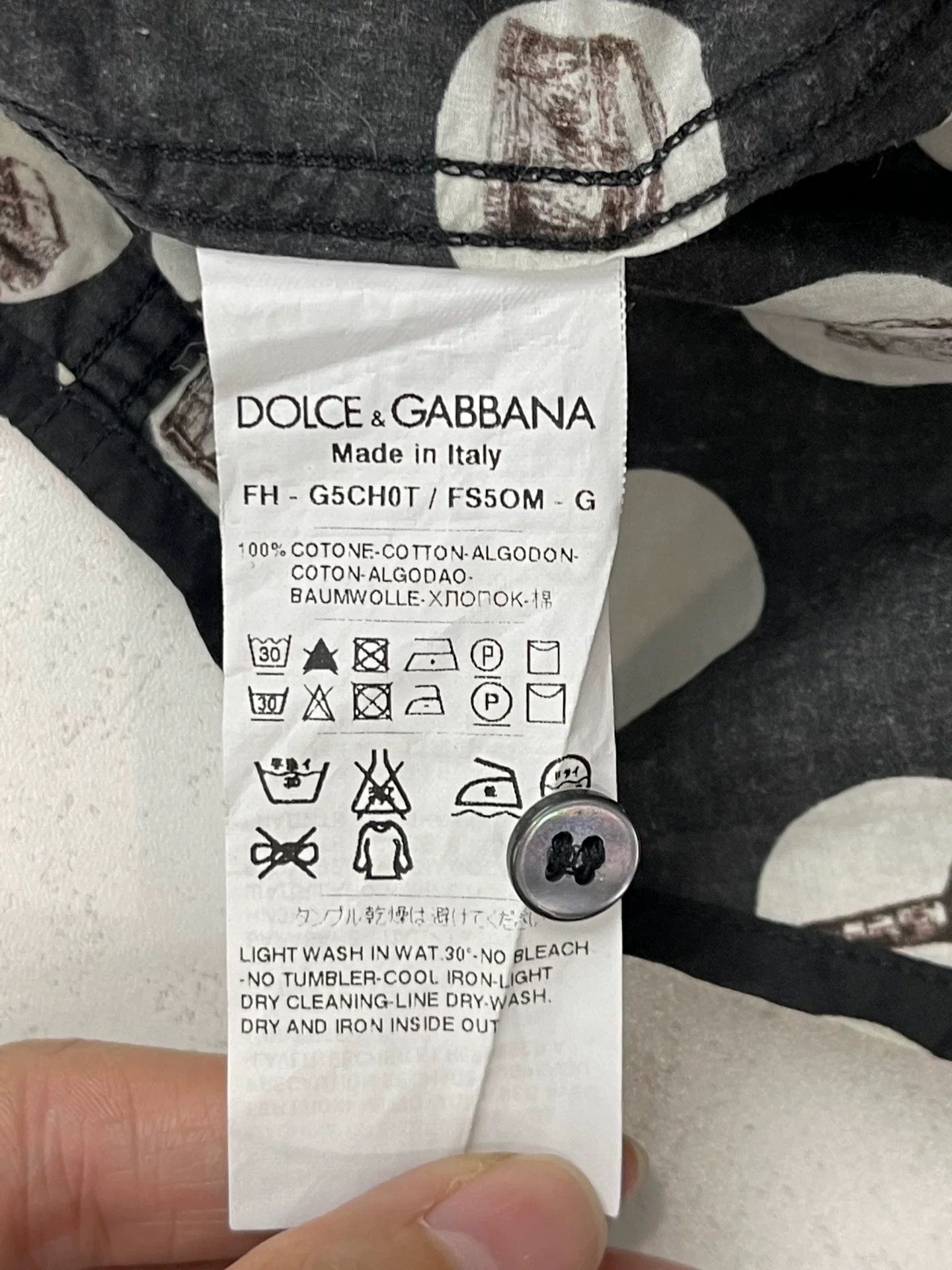 Dolce & Gabbana Dolce & Gabbana Printed Button Up Shirt Size L Size US L / EU 52-54 / 3 - 9 Thumbnail