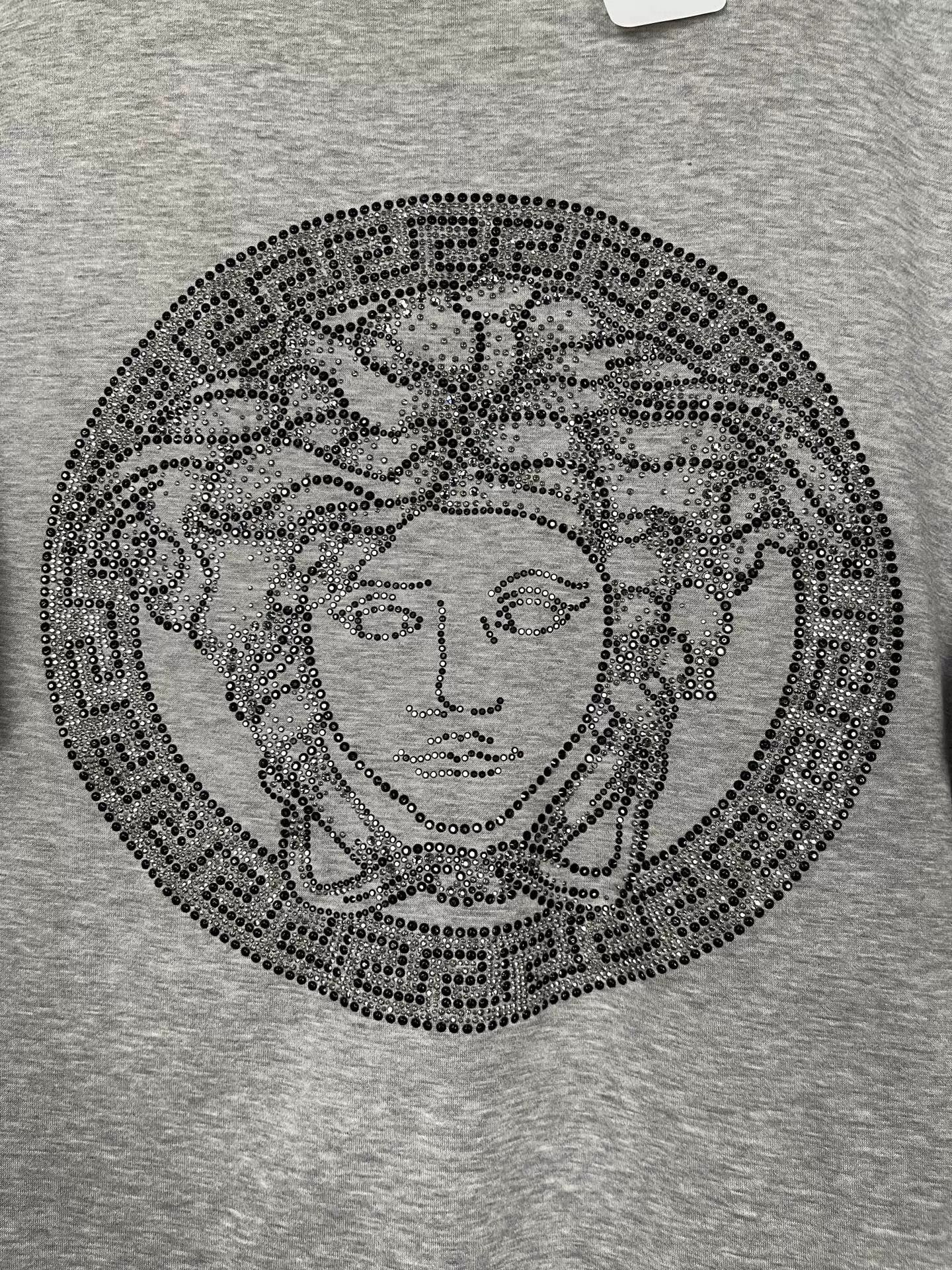 Versace Versace Rhinestone Medusa T-Shirt Size L Size US L / EU 52-54 / 3 - 6 Thumbnail