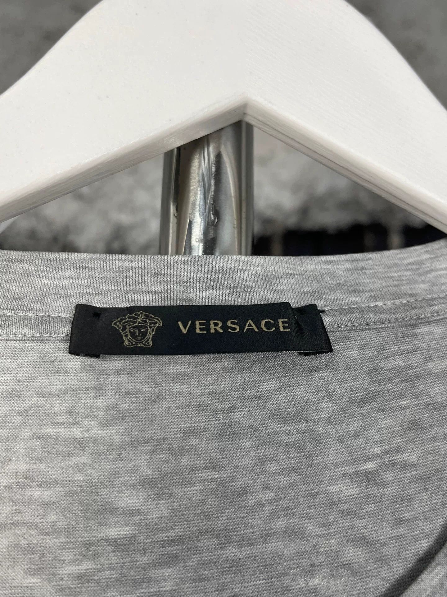 Versace Versace Rhinestone Medusa T-Shirt Size L Size US L / EU 52-54 / 3 - 8 Thumbnail