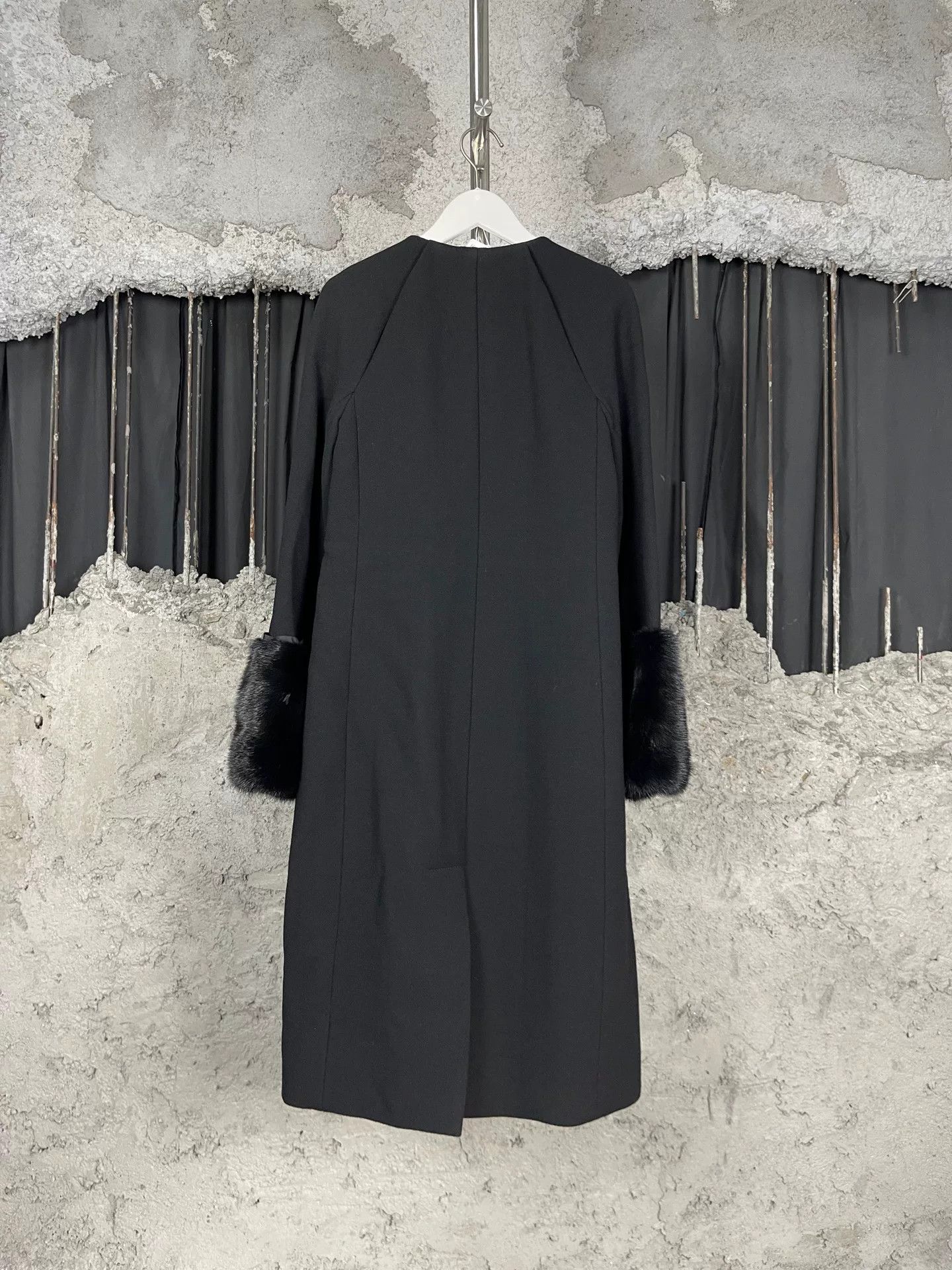 Max Mara Max Mara Atelier Wool Coat with Fur Cuffs Size IT 40 Size S / US 4 / IT 40 - 3 Thumbnail