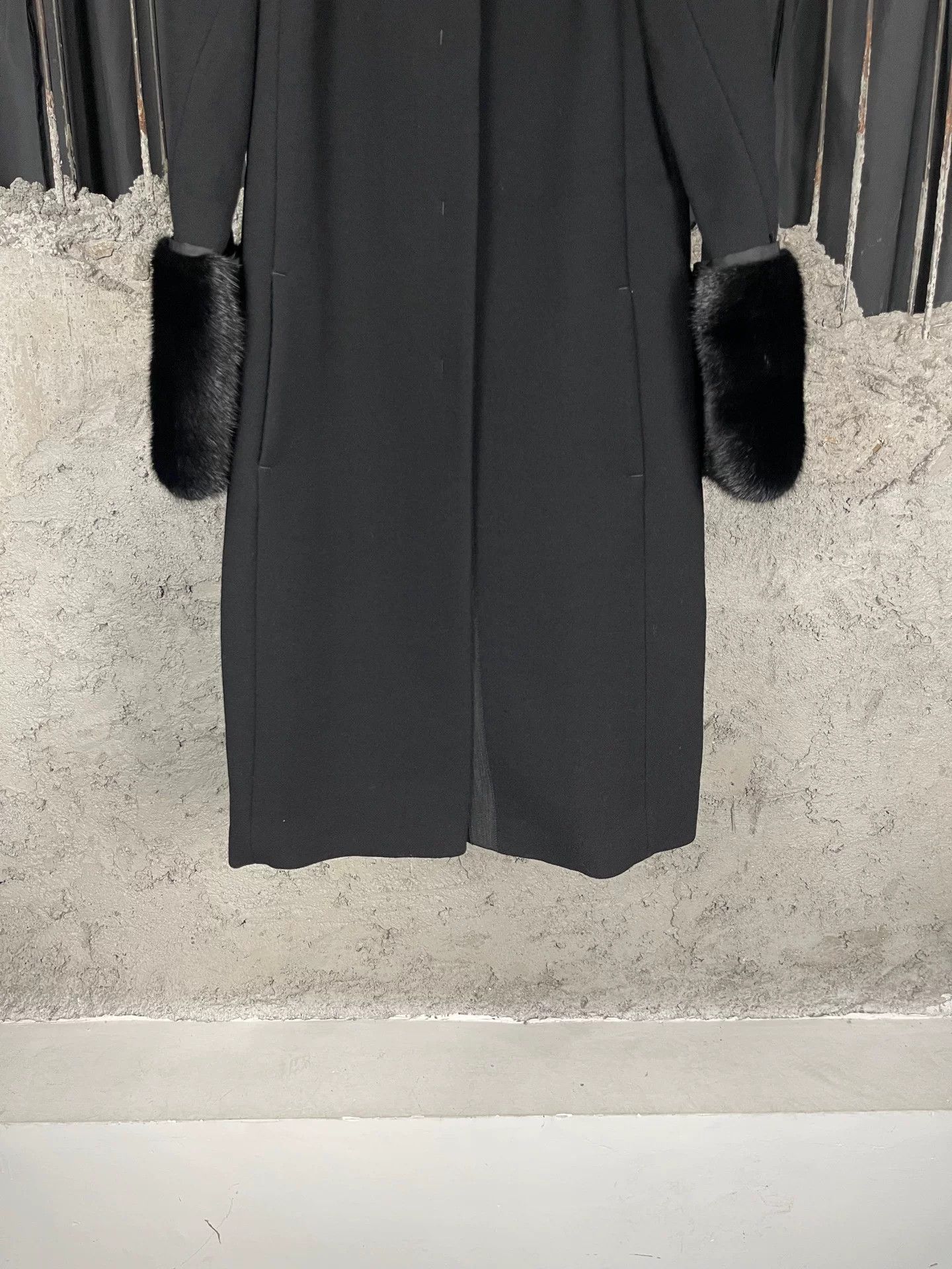 Max Mara Max Mara Atelier Wool Coat with Fur Cuffs Size IT 40 Size S / US 4 / IT 40 - 5 Thumbnail