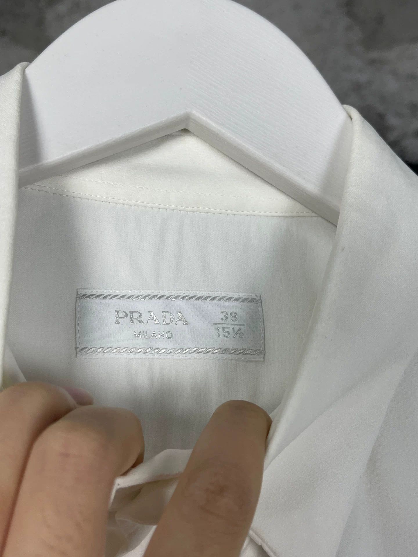 Prada Prada Logo Patch Button Up Shirt Size M Size US M / EU 48-50 / 2 - 8 Thumbnail