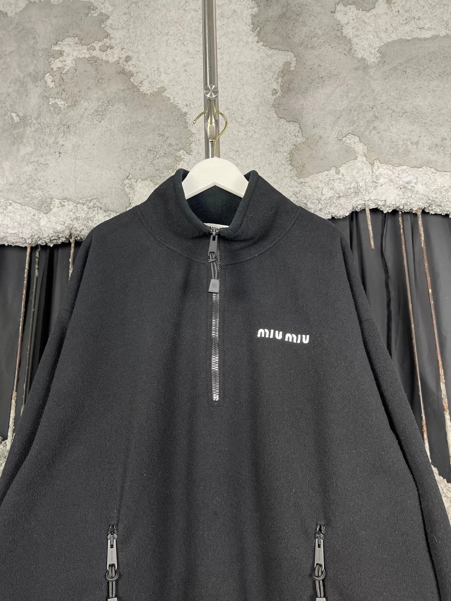 Miu Miu Miu Miu Logo Half-Zip Sweatshirt Size XS Size XS / US 0-2 / IT 36-38 - 4 Thumbnail
