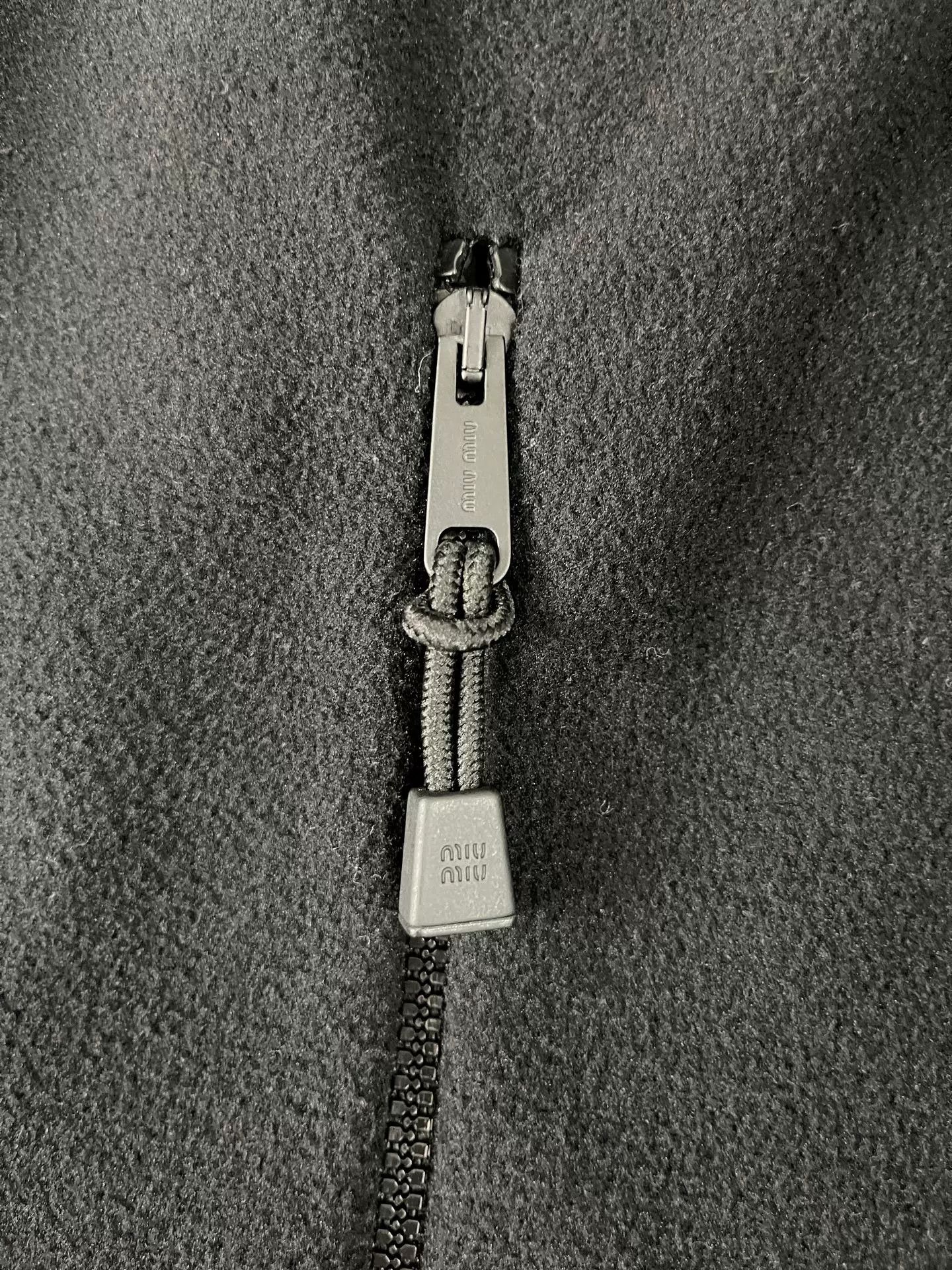 Miu Miu Miu Miu Logo Half-Zip Sweatshirt Size XS Size XS / US 0-2 / IT 36-38 - 7 Thumbnail