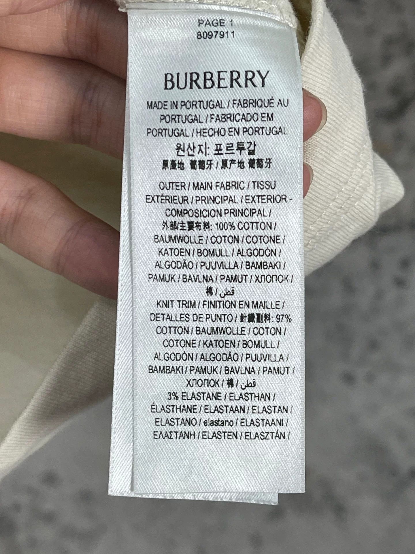 Burberry Burberry Embroidered Floral T-Shirt Size M Size US M / EU 48-50 / 2 - 9 Thumbnail