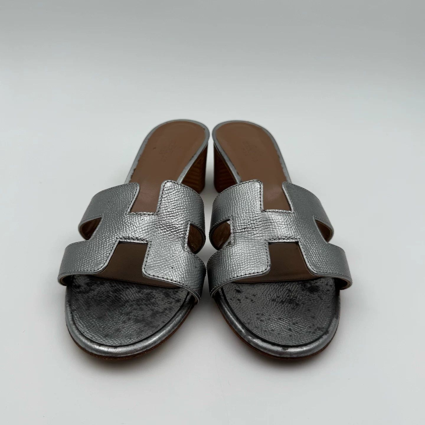 Hermes Hermès Silver Oasis Block Heel Sandals Size 38 Size US 7 / IT 37 - 7 Thumbnail