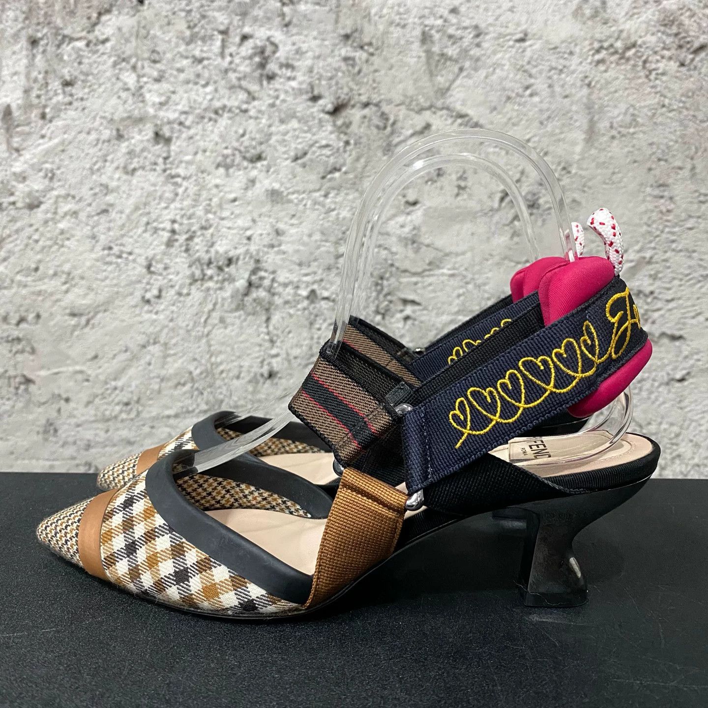 Fendi Fendi Plaid Slingback Heels Size 35.5 Size US 5.5 / IT 35.5 - 3 Thumbnail