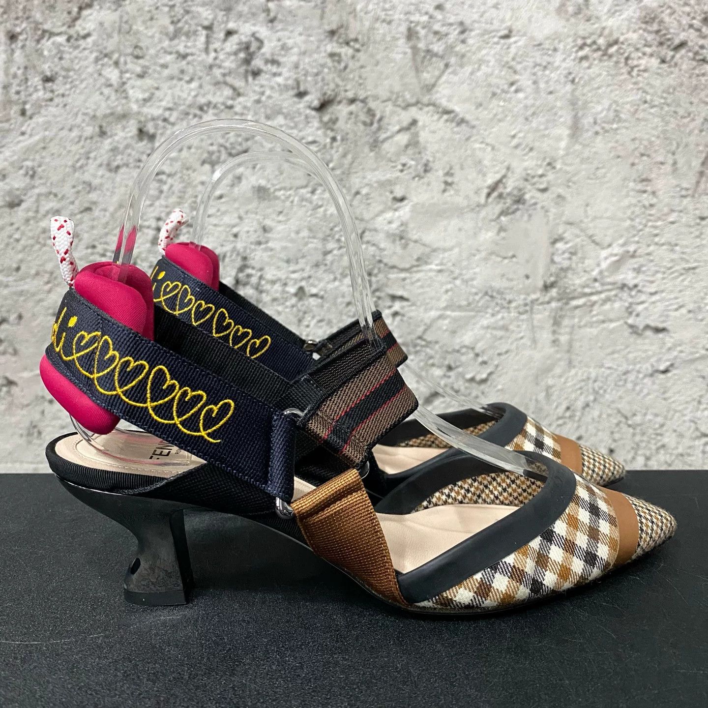 Fendi Fendi Plaid Slingback Heels Size 35.5 Size US 5.5 / IT 35.5 - 2 Thumbnail