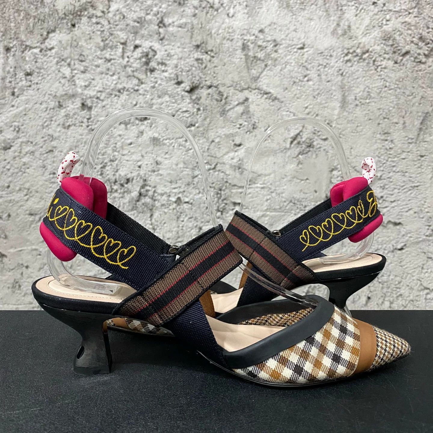 Fendi Fendi Plaid Slingback Heels Size 35.5 Size US 5.5 / IT 35.5 - 5 Thumbnail