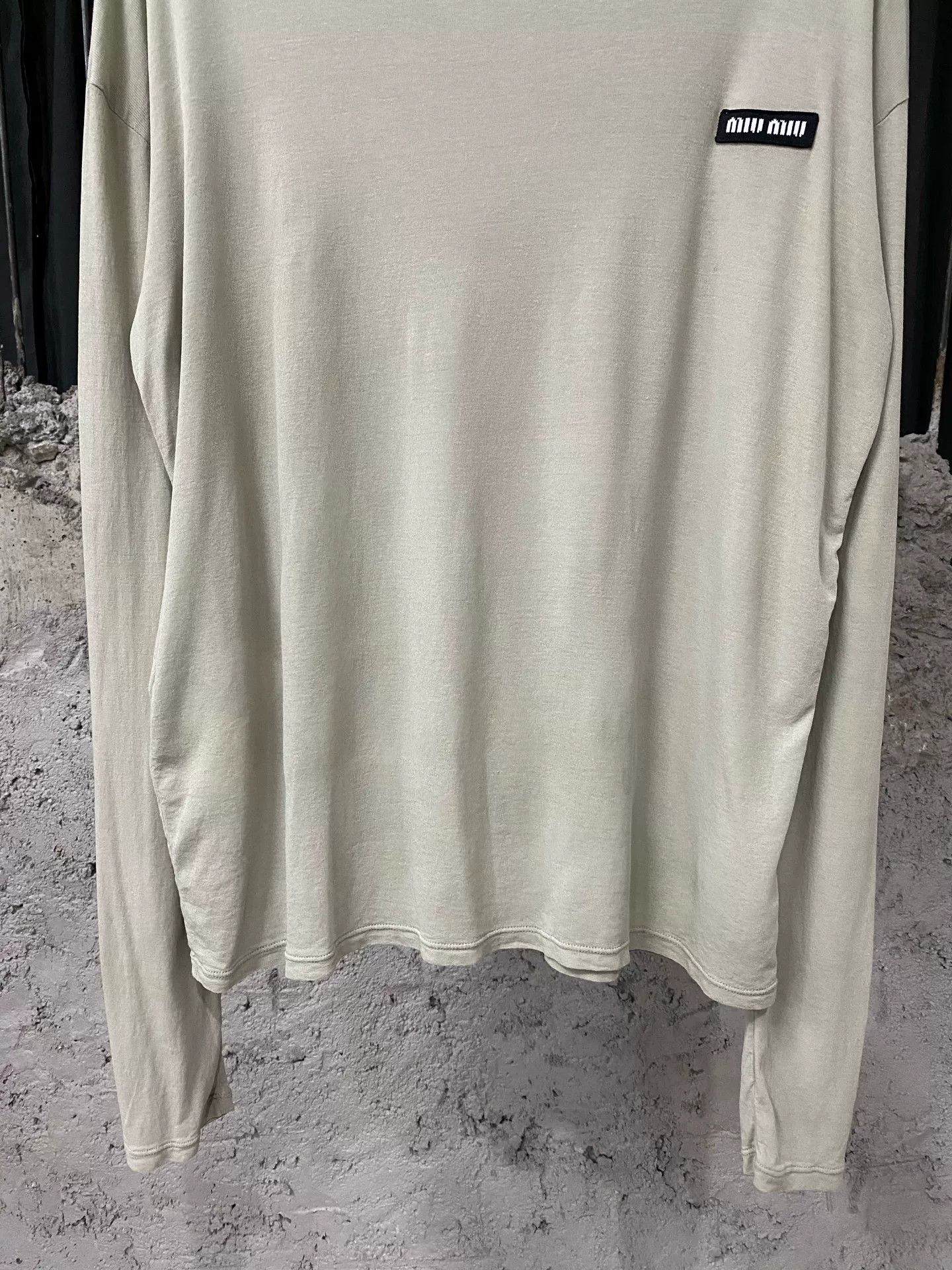 Miu Miu Miu Miu Logo Patch Long Sleeve T-Shirt Size XS Size XS / US 0-2 / IT 36-38 - 5 Thumbnail