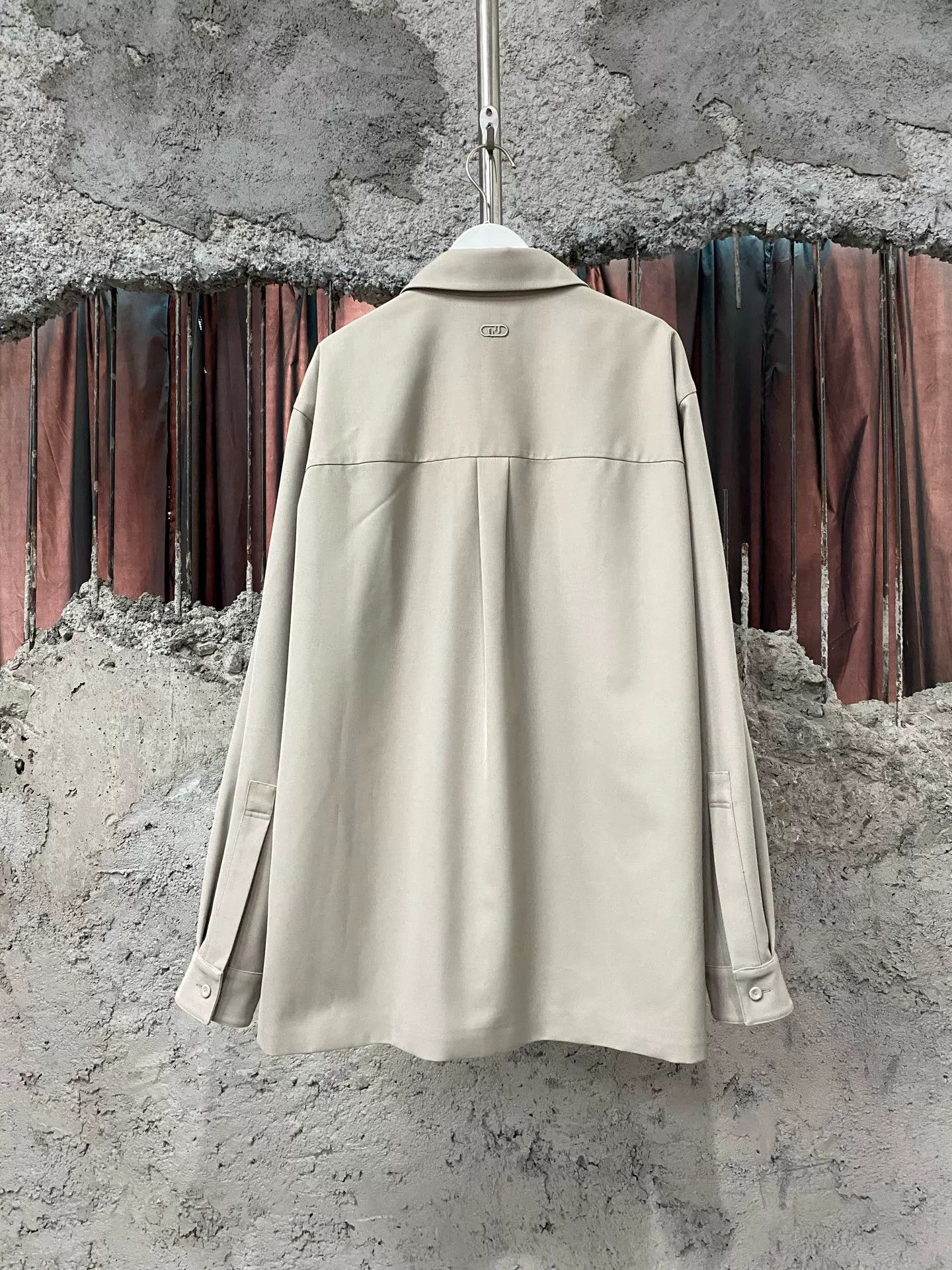 Fendi Fendi Beige Button Up Shirt Size L Size US L / EU 52-54 / 3 - 3 Thumbnail