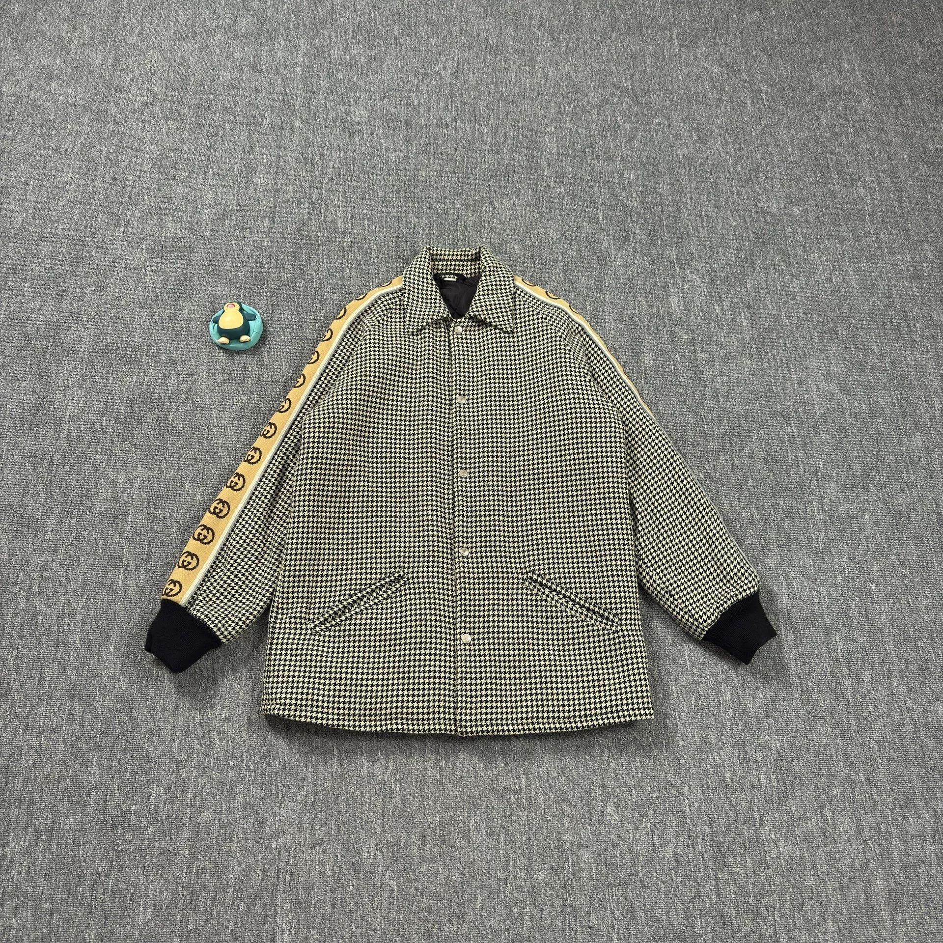 Gucci Gucci Houndstooth GG Tape Reflective Jacket Size 48 Size US M / EU 48-50 / 2 - 2 Thumbnail
