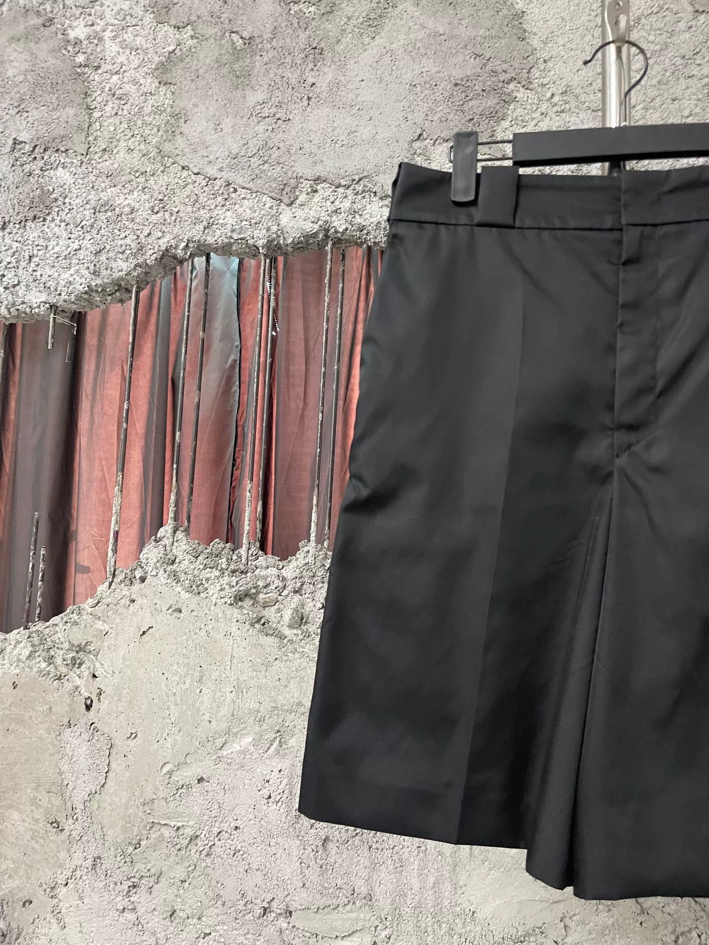 Prada Prada Nylon Shorts Size 38 Size 26" / US 2 / IT 38 - 4 Thumbnail