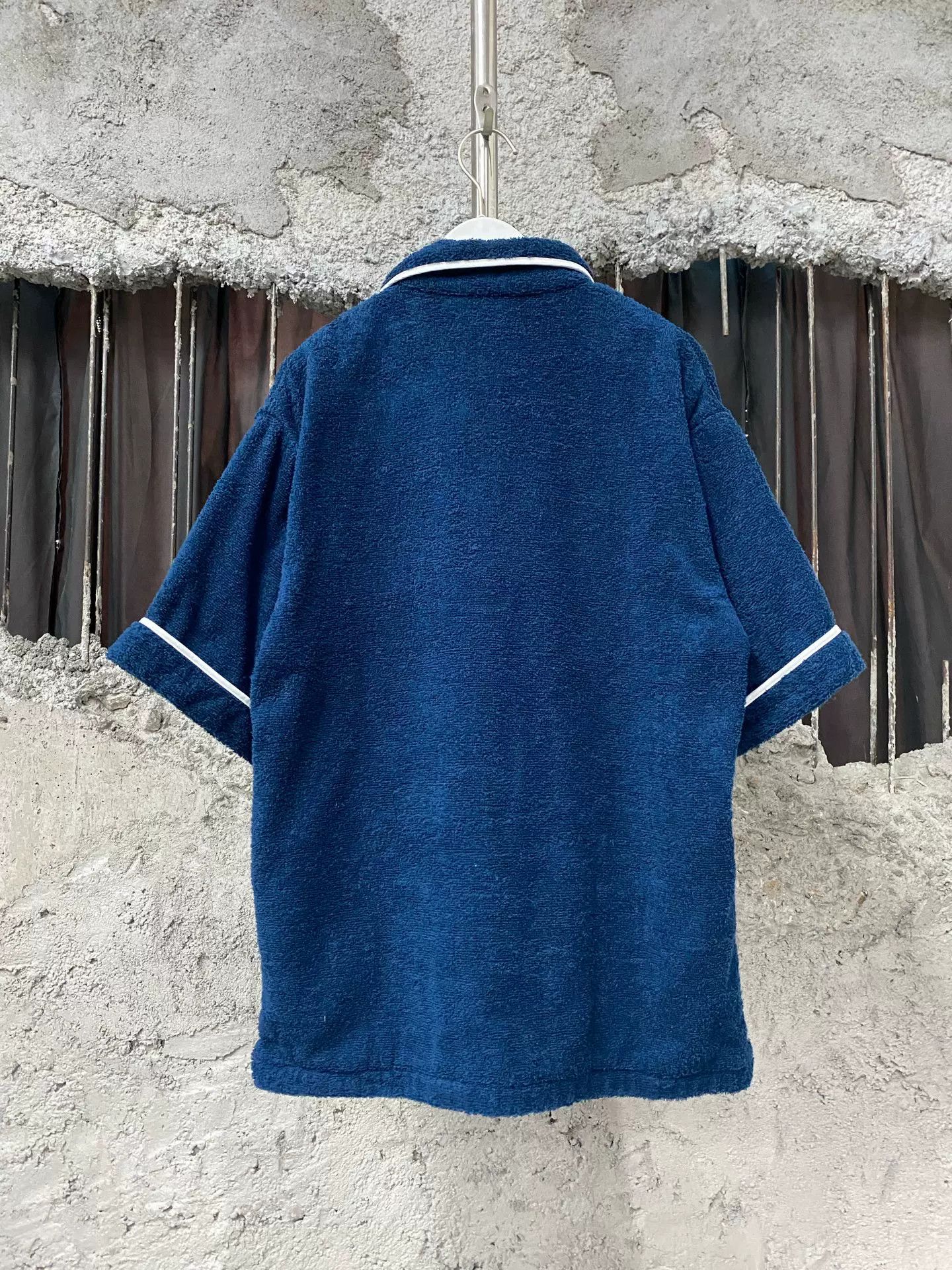 Prada Prada Logo Terry Cloth Shirt Size XS Size US XS / EU 42 / 0 - 3 Thumbnail