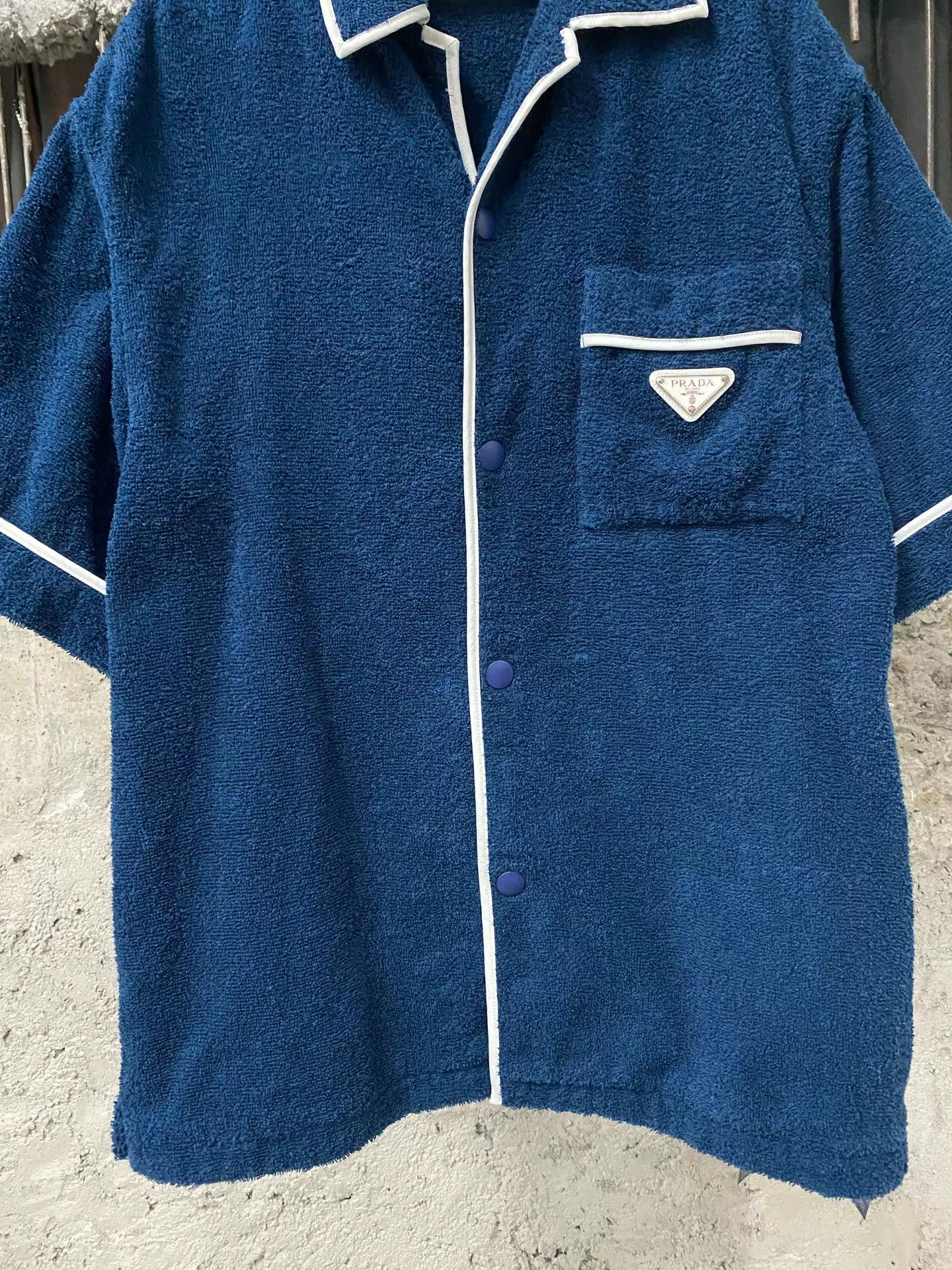 Prada Prada Logo Terry Cloth Shirt Size XS Size US XS / EU 42 / 0 - 5 Thumbnail