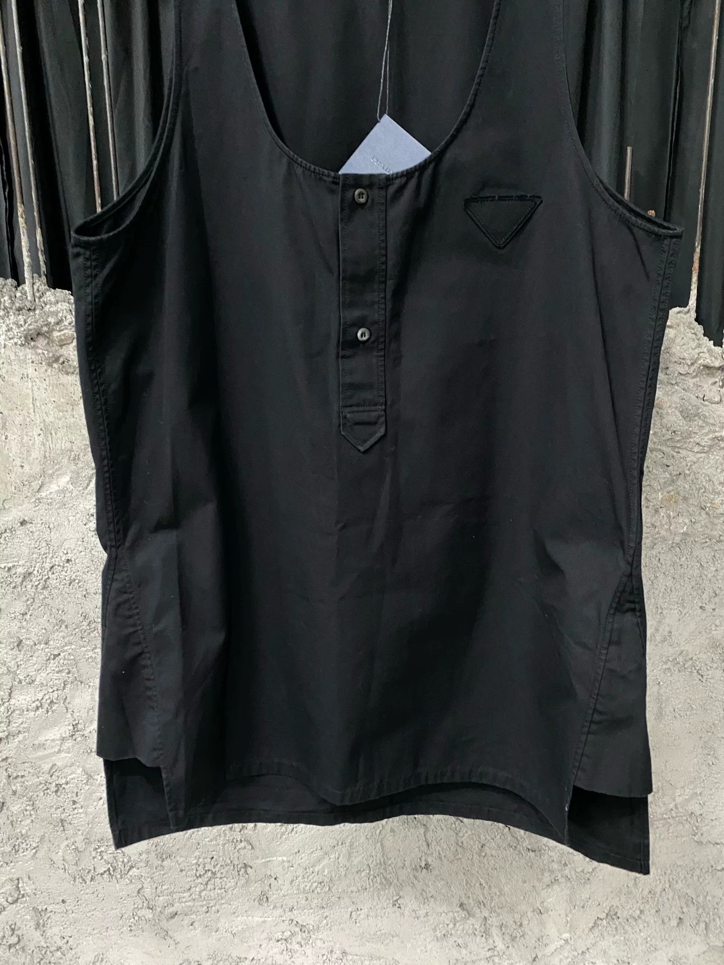Prada Prada Sleeveless Button Up Top Size M Size M / US 6-8 / IT 42-44 - 5 Thumbnail
