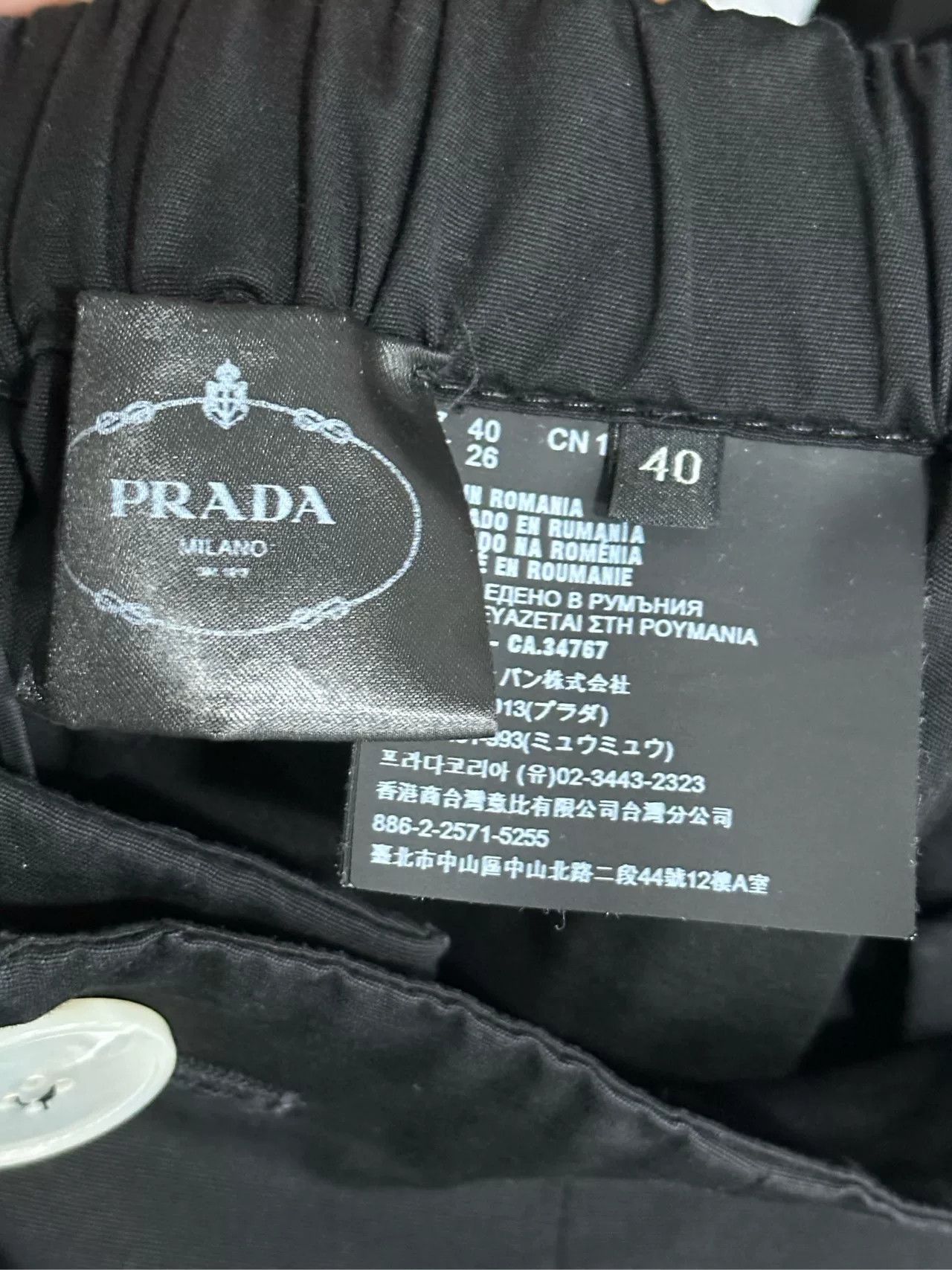 Prada Prada Button Tie Waist Shorts Size 40 Size 27" / US 4 / IT 40 - 7 Thumbnail