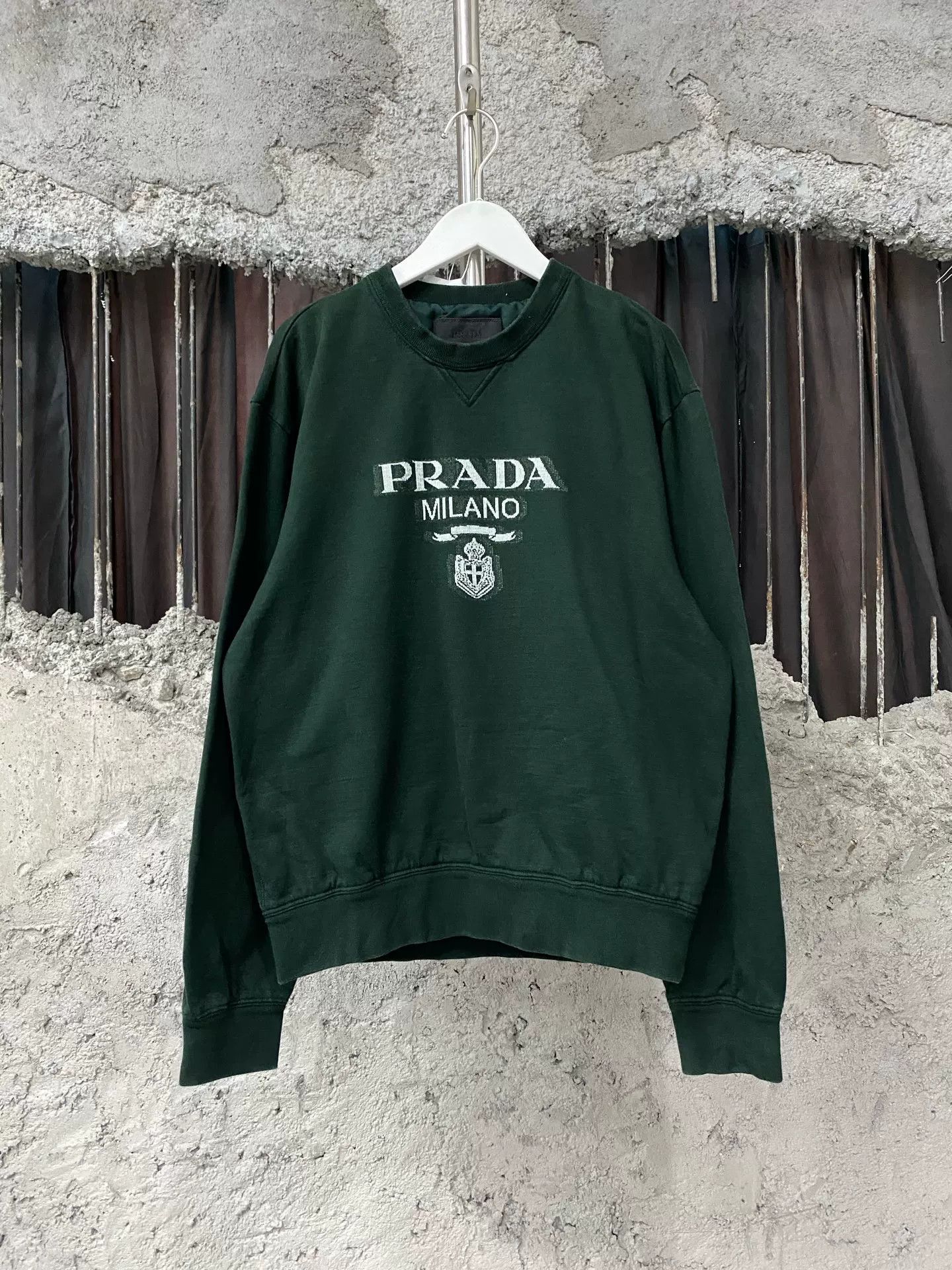 Prada Prada Milano Embroidered Sweatshirt Size L Size US L / EU 52-54 / 3 - 2 Thumbnail