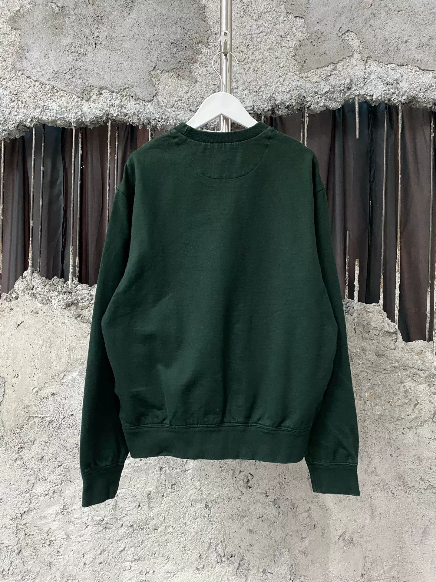 Prada Prada Milano Embroidered Sweatshirt Size L Size US L / EU 52-54 / 3 - 3 Thumbnail