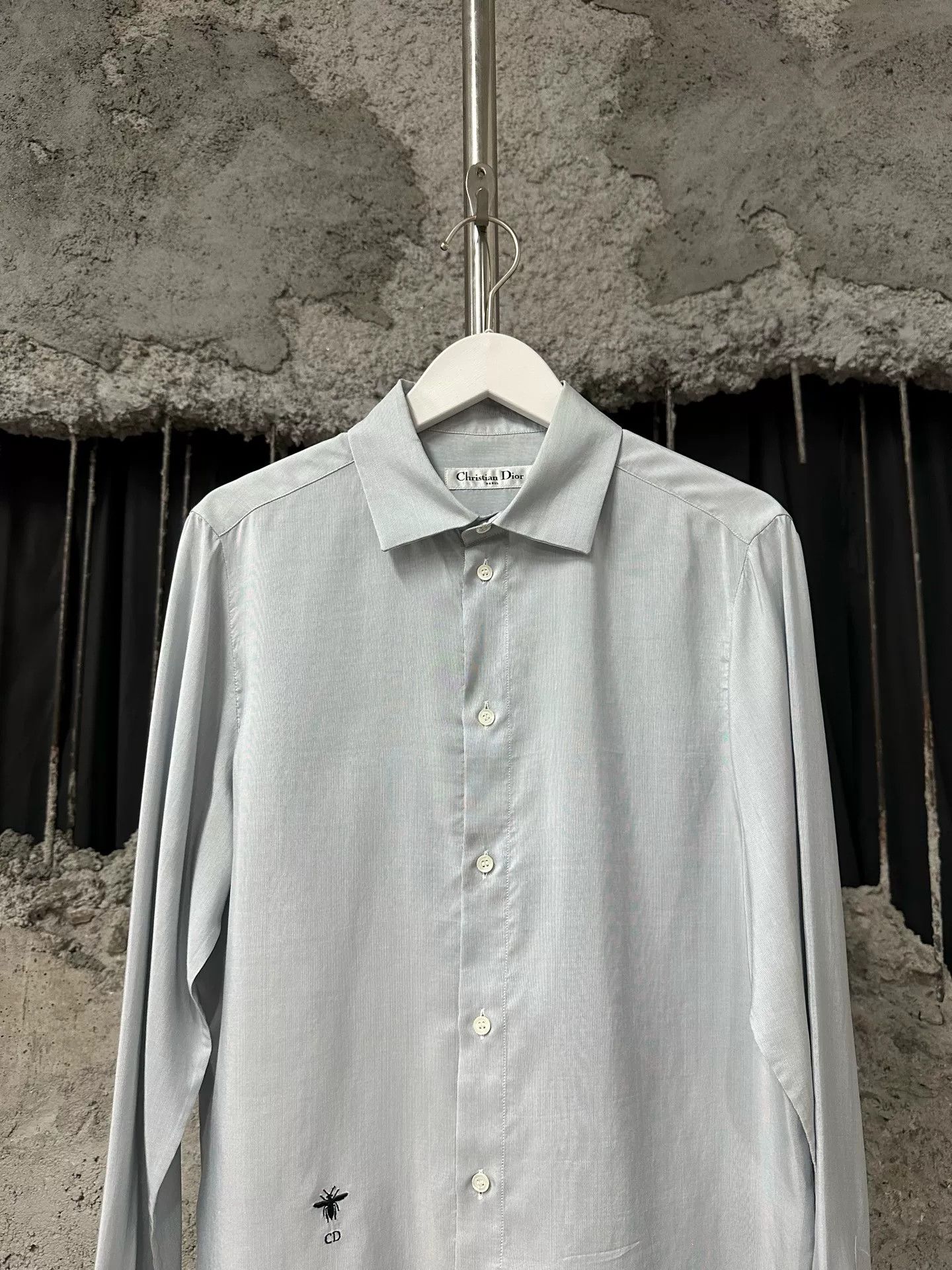 Dior Dior Bee Embroidery Silk Shirt Size 4 Size S / US 4 / IT 40 - 4 Thumbnail