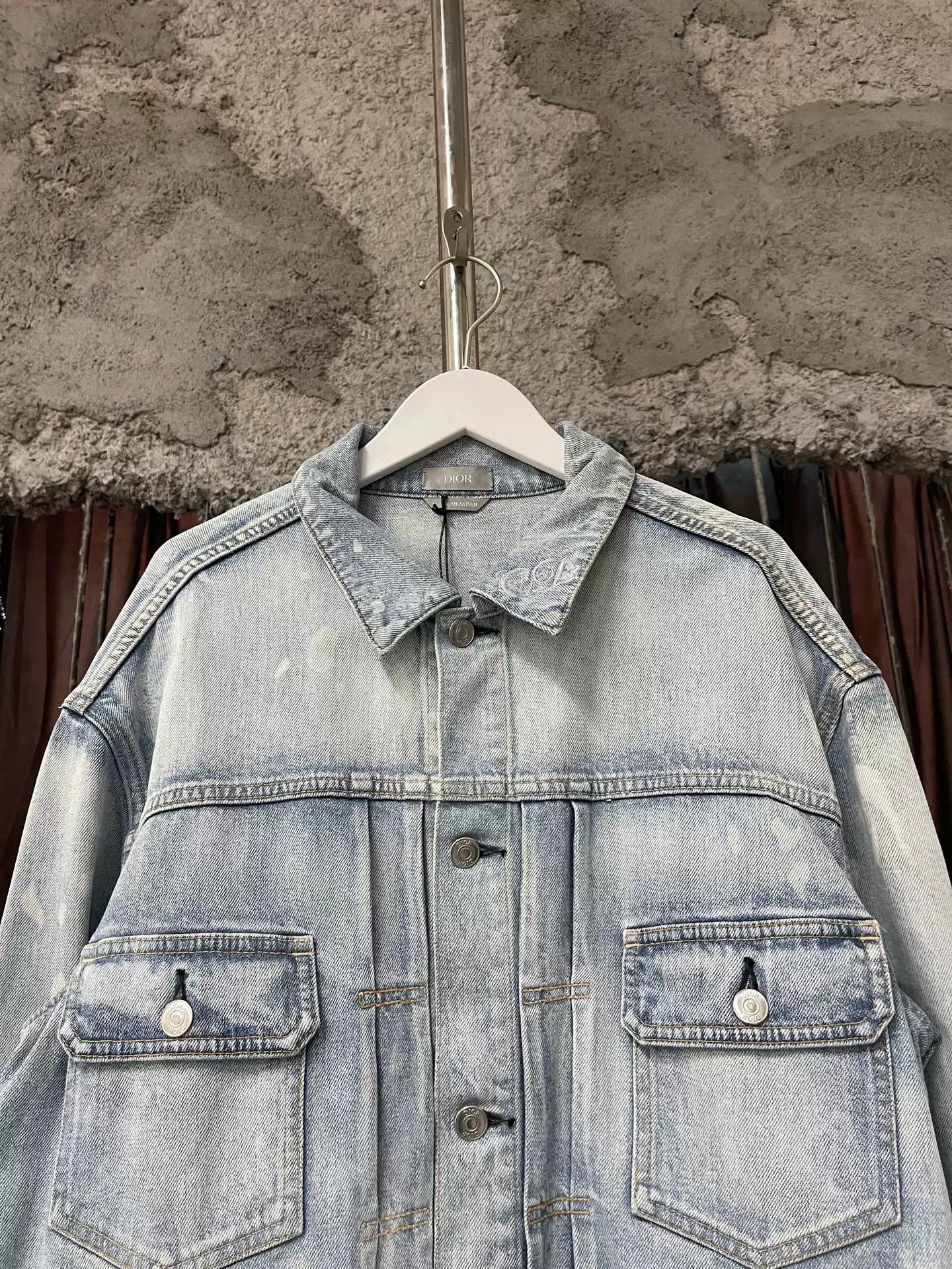Dior Dior x Kenny Scharf Embroidered Denim Jacket Size L Size US L / EU 52-54 / 3 - 5 Thumbnail