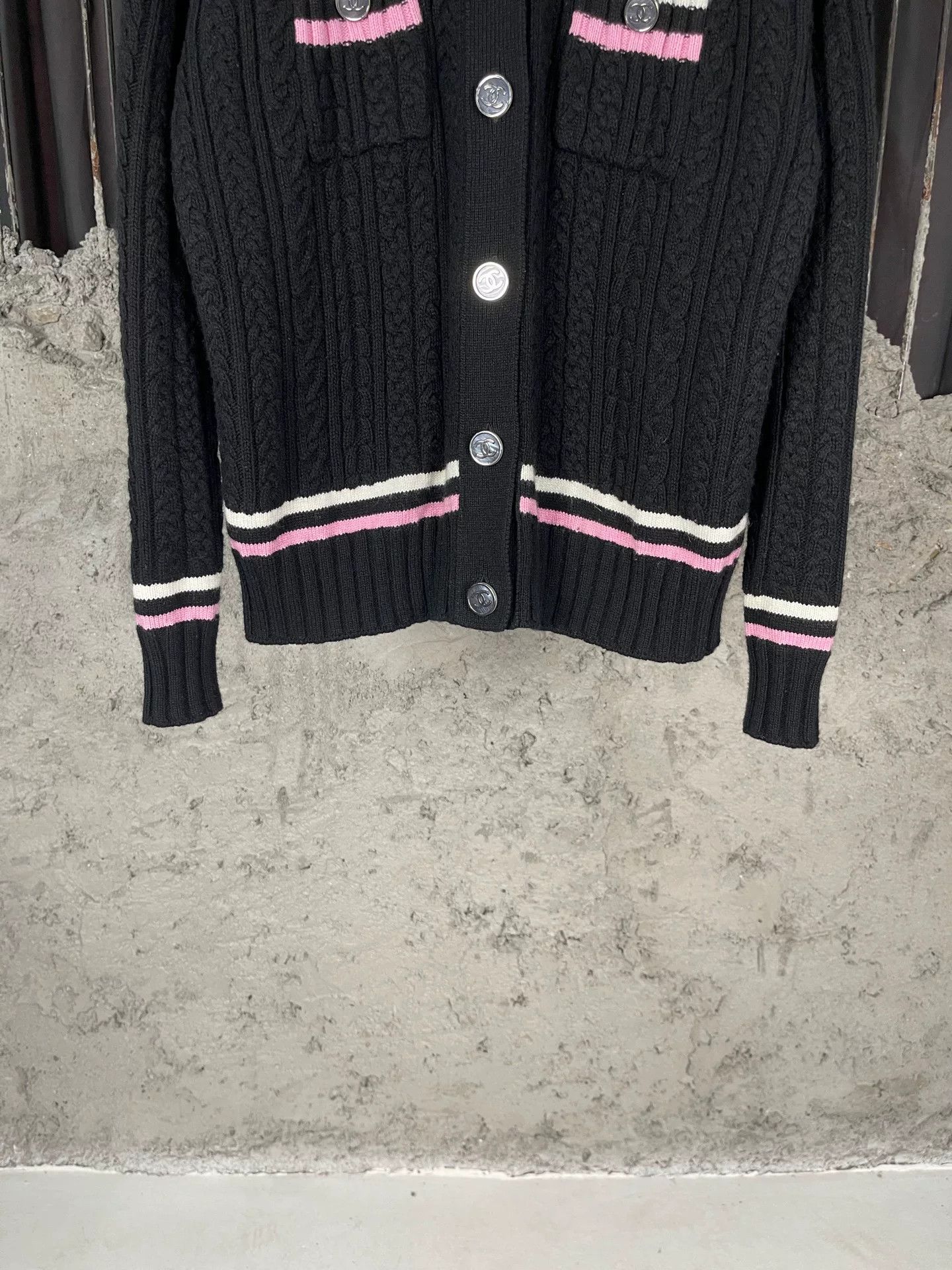 Chanel Chanel CC Logo Button Stripe Wool Cardigan Size 38 Size S / US 4 / IT 40 - 5 Thumbnail