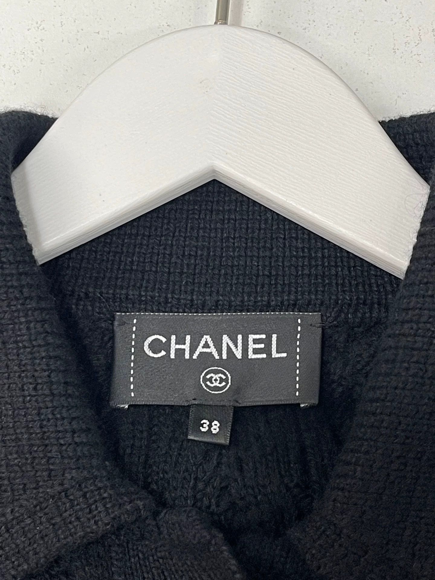Chanel Chanel CC Logo Button Stripe Wool Cardigan Size 38 Size S / US 4 / IT 40 - 7 Thumbnail